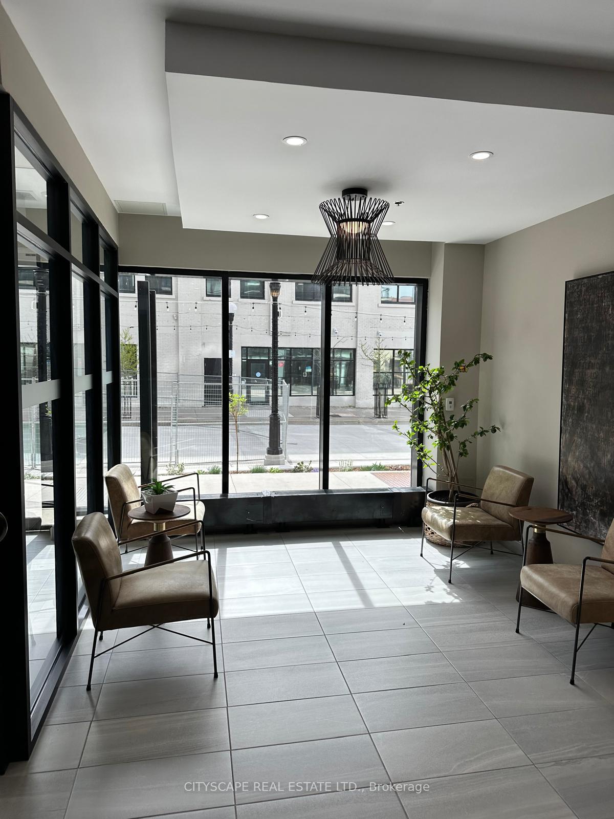 Photo 8 of Unit 804, 60 Charles Street, Kitchener, City Commercial Core — HOMEH