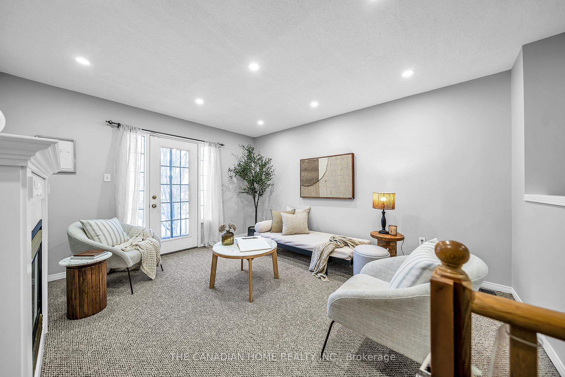 Photo 7 of 169 Harmer Drive, Clarington, Newcastle — HOMEH
