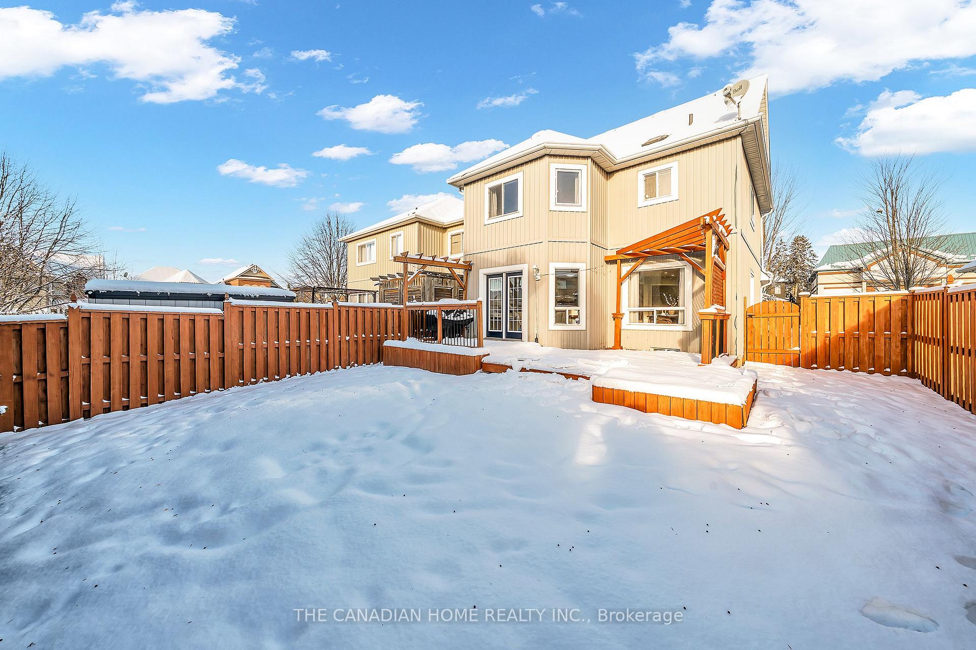 Photo 11 of 169 Harmer Drive, Clarington, Newcastle — HOMEH