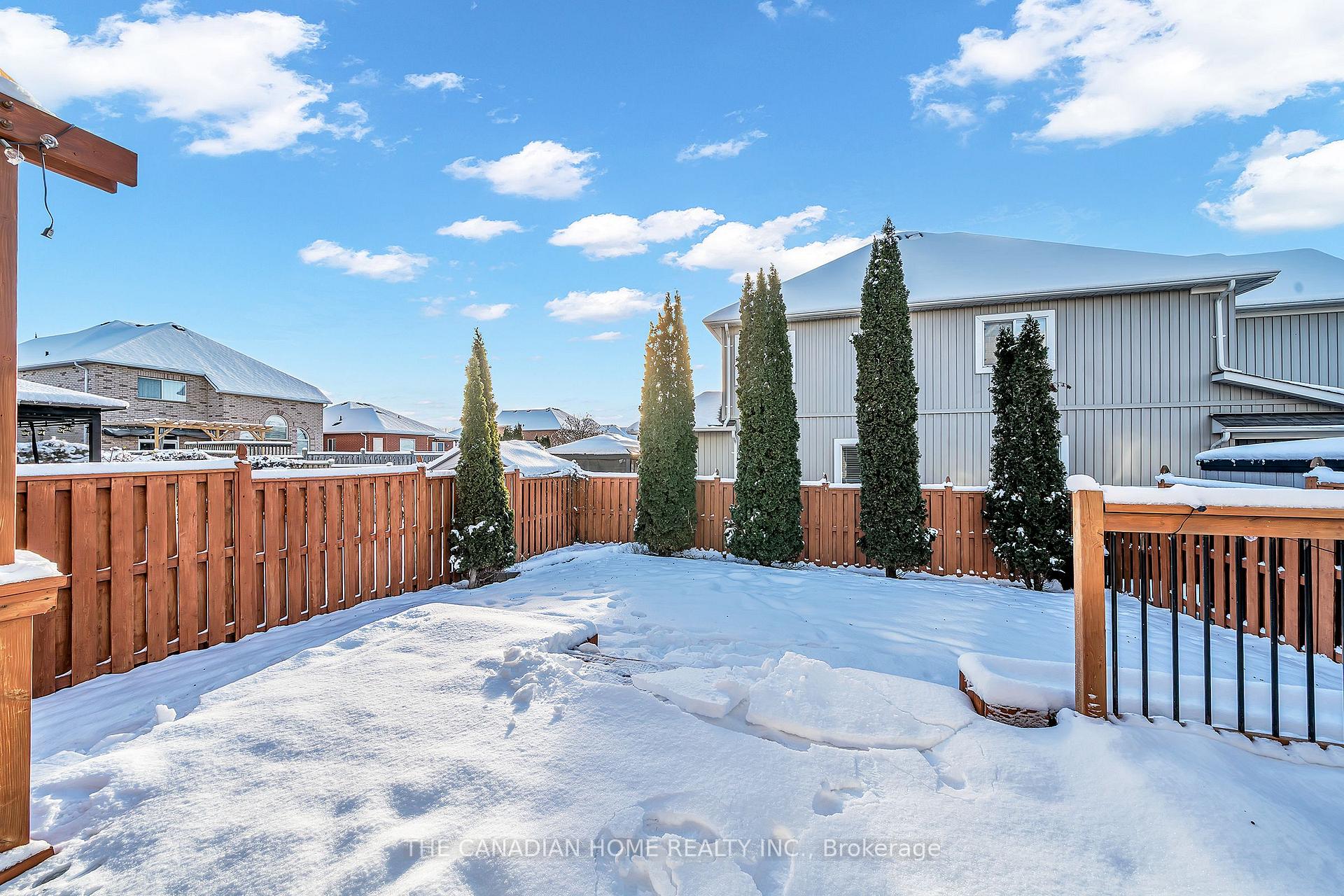 Photo 10 of 169 Harmer Drive, Clarington, Newcastle — HOMEH