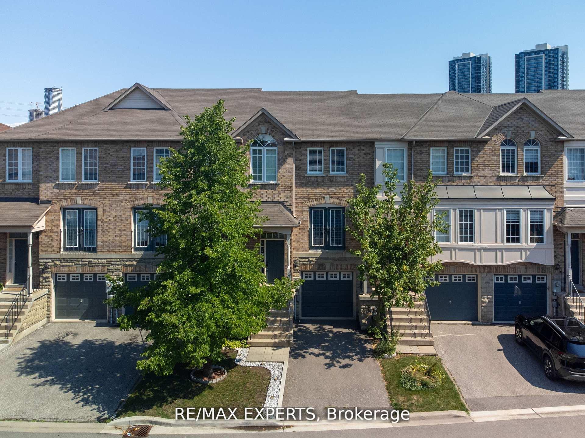 Photo 9 of Unit 32, 19 Foxchase Avenue, Vaughan, East Woodbridge — HOMEH