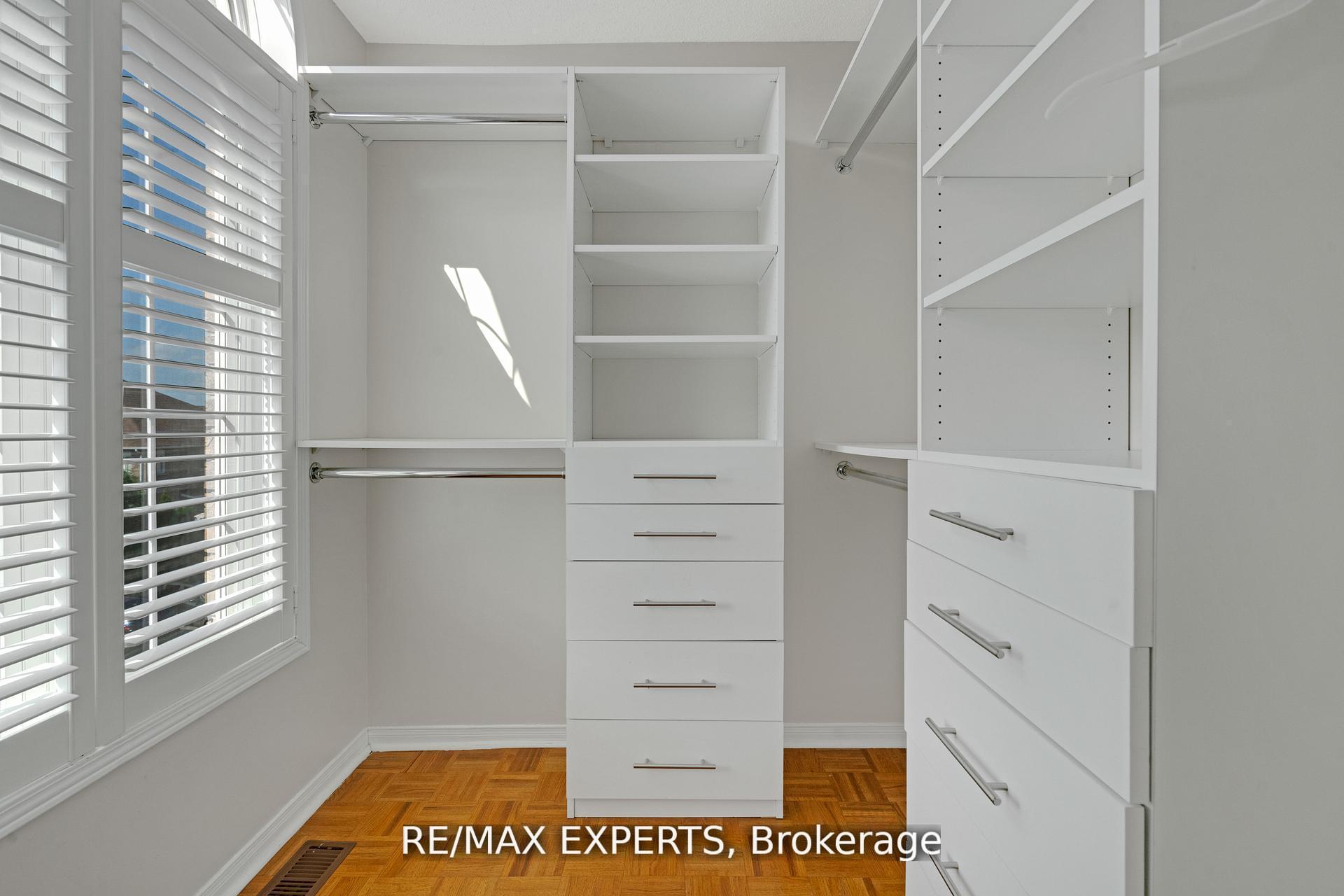 Photo 15 of Unit 32, 19 Foxchase Avenue, Vaughan, East Woodbridge — HOMEH