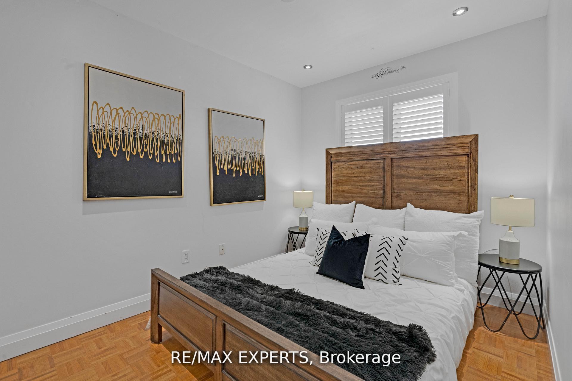 Photo 16 of Unit 32, 19 Foxchase Avenue, Vaughan, East Woodbridge — HOMEH