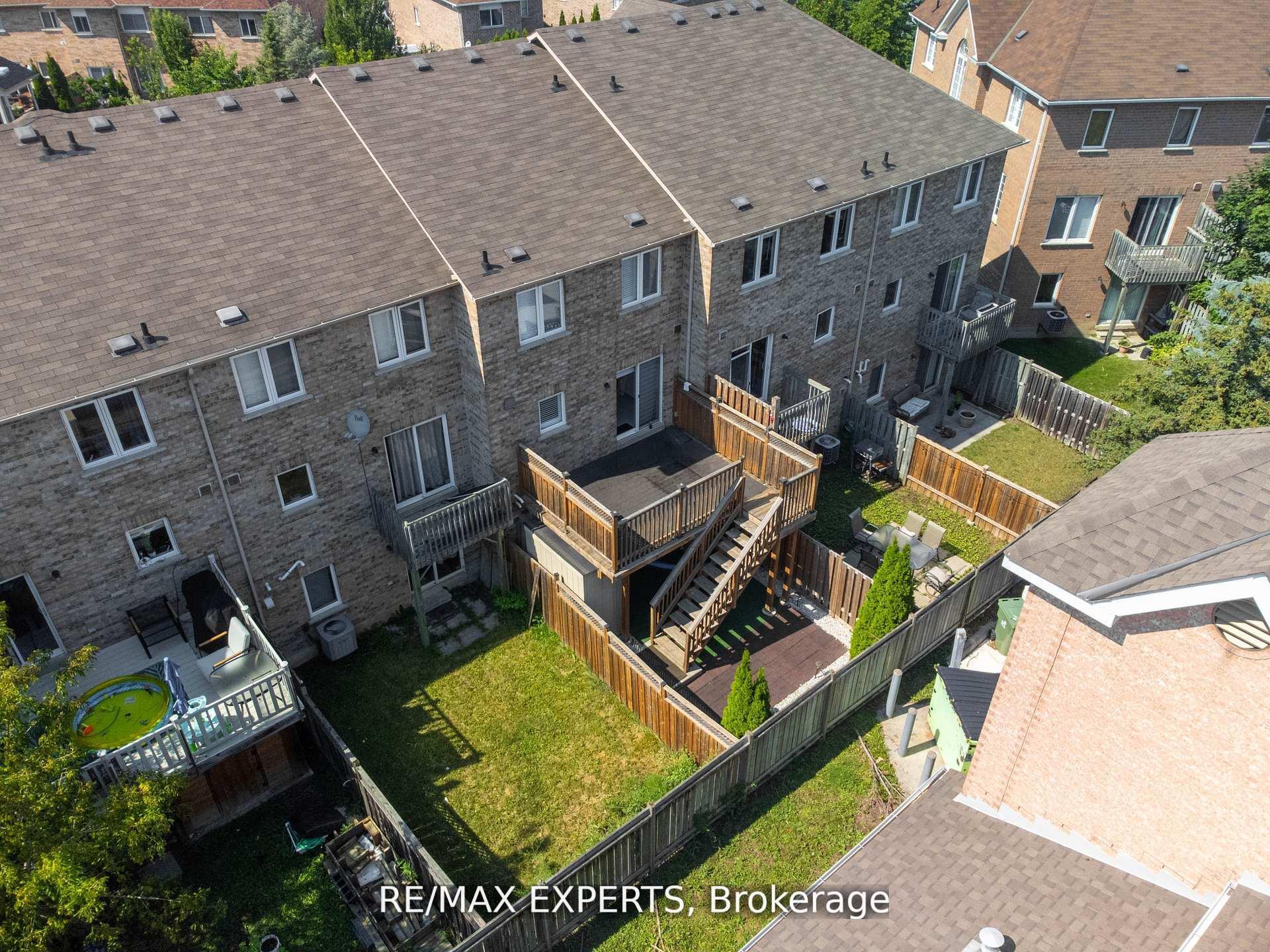 Photo 25 of Unit 32, 19 Foxchase Avenue, Vaughan, East Woodbridge — HOMEH