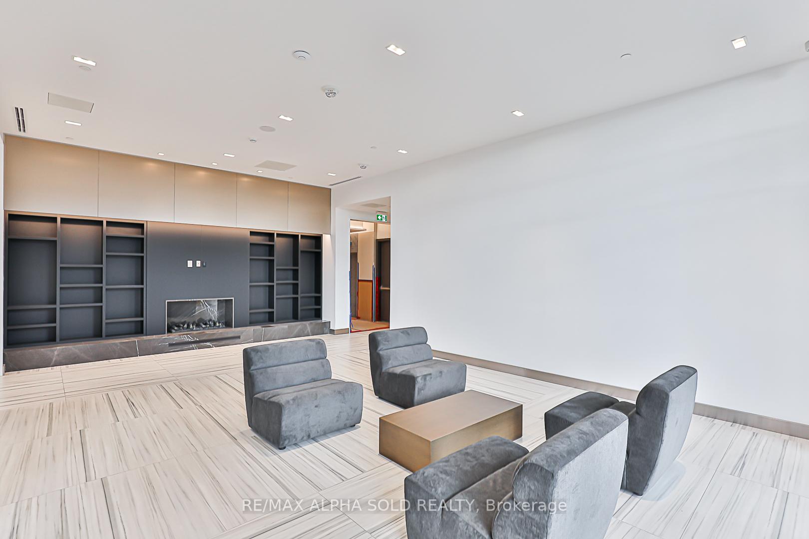 Photo 9 of Unit 1502, 38 Water Walk Drive, Markham, Unionville — HOMEH