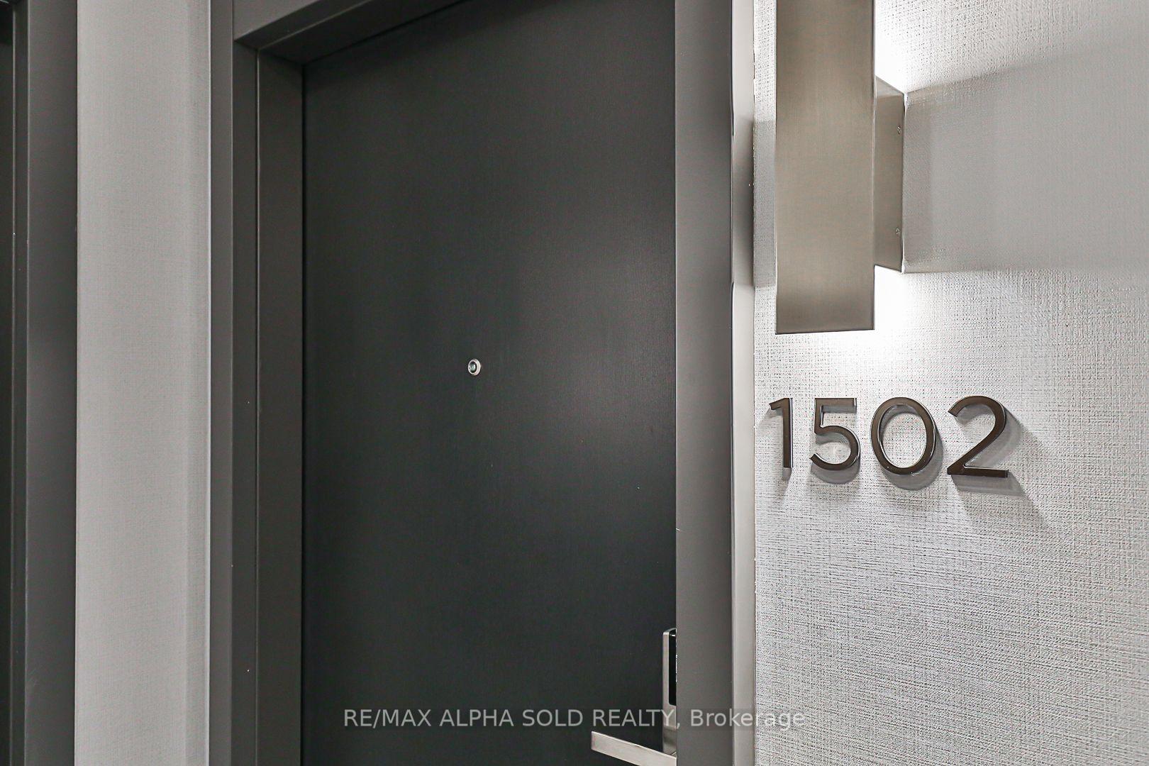 Photo 12 of Unit 1502, 38 Water Walk Drive, Markham, Unionville — HOMEH