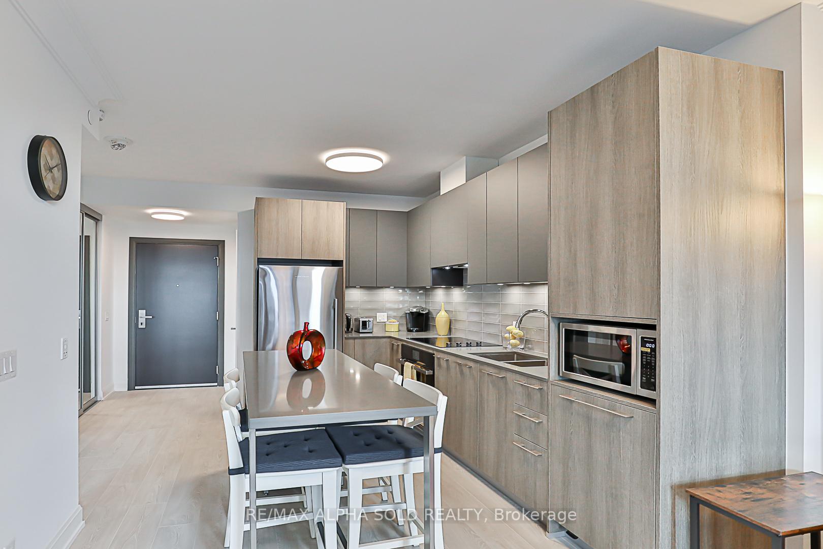 Photo 22 of Unit 1502, 38 Water Walk Drive, Markham, Unionville — HOMEH