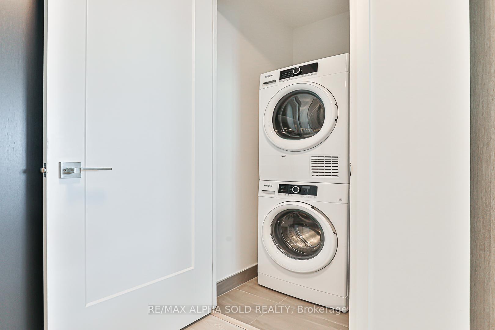 Photo 27 of Unit 1502, 38 Water Walk Drive, Markham, Unionville — HOMEH