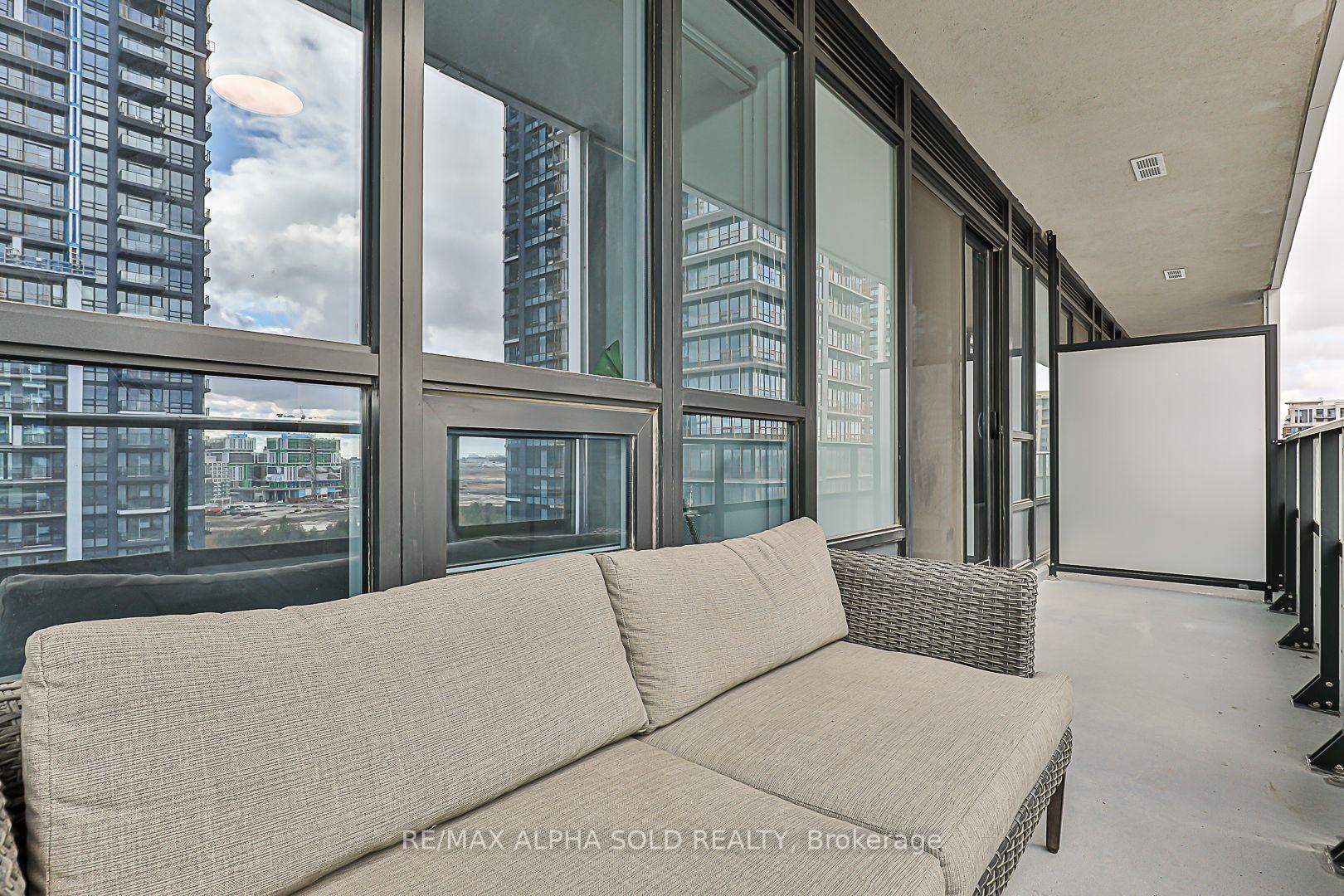 Photo 32 of Unit 1502, 38 Water Walk Drive, Markham, Unionville — HOMEH
