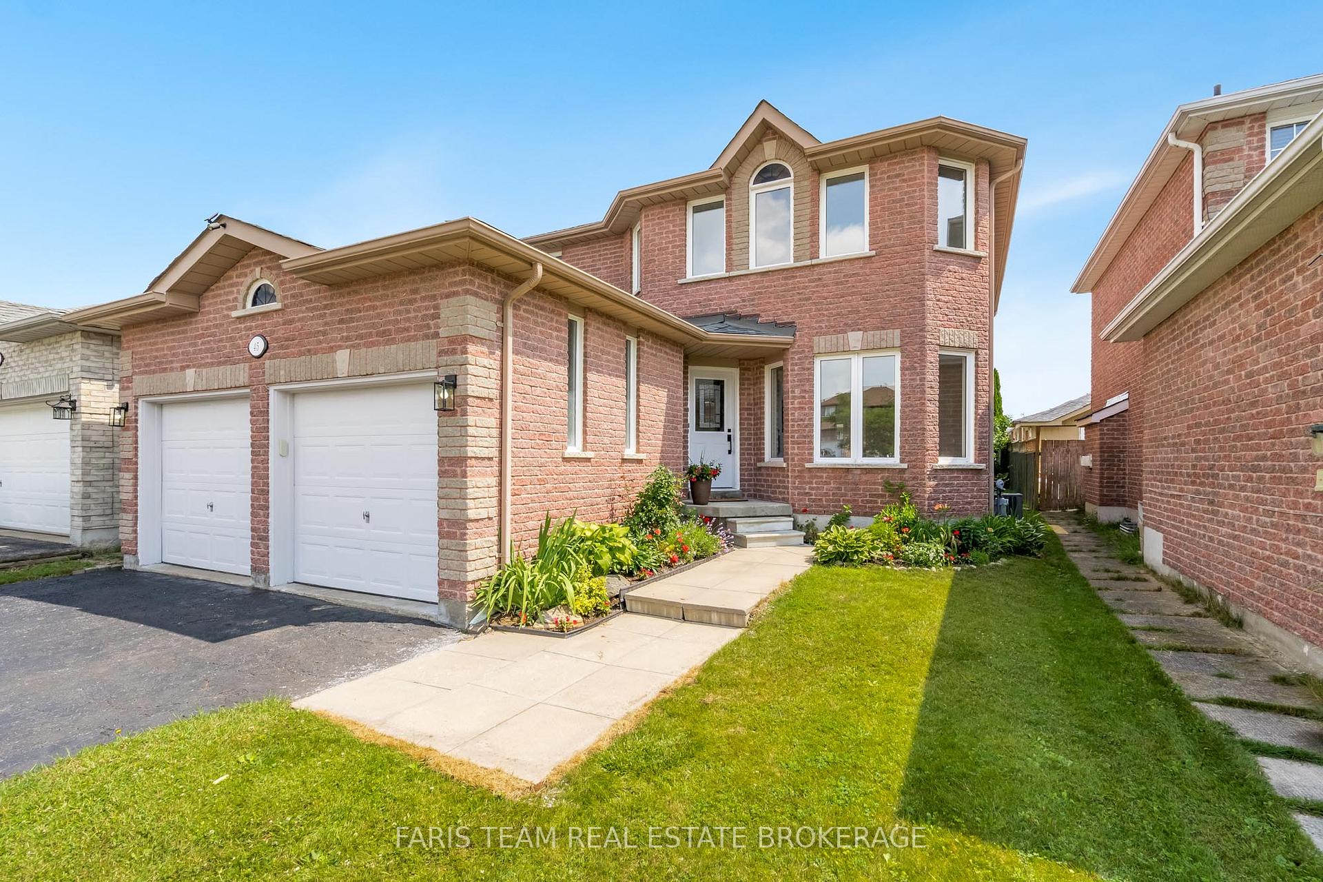 Photo 3 of 45 Knupp Road, Barrie, Edgehill Drive — HOMEH