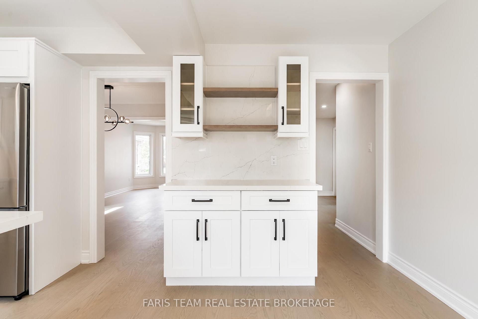 Photo 9 of 45 Knupp Road, Barrie, Edgehill Drive — HOMEH