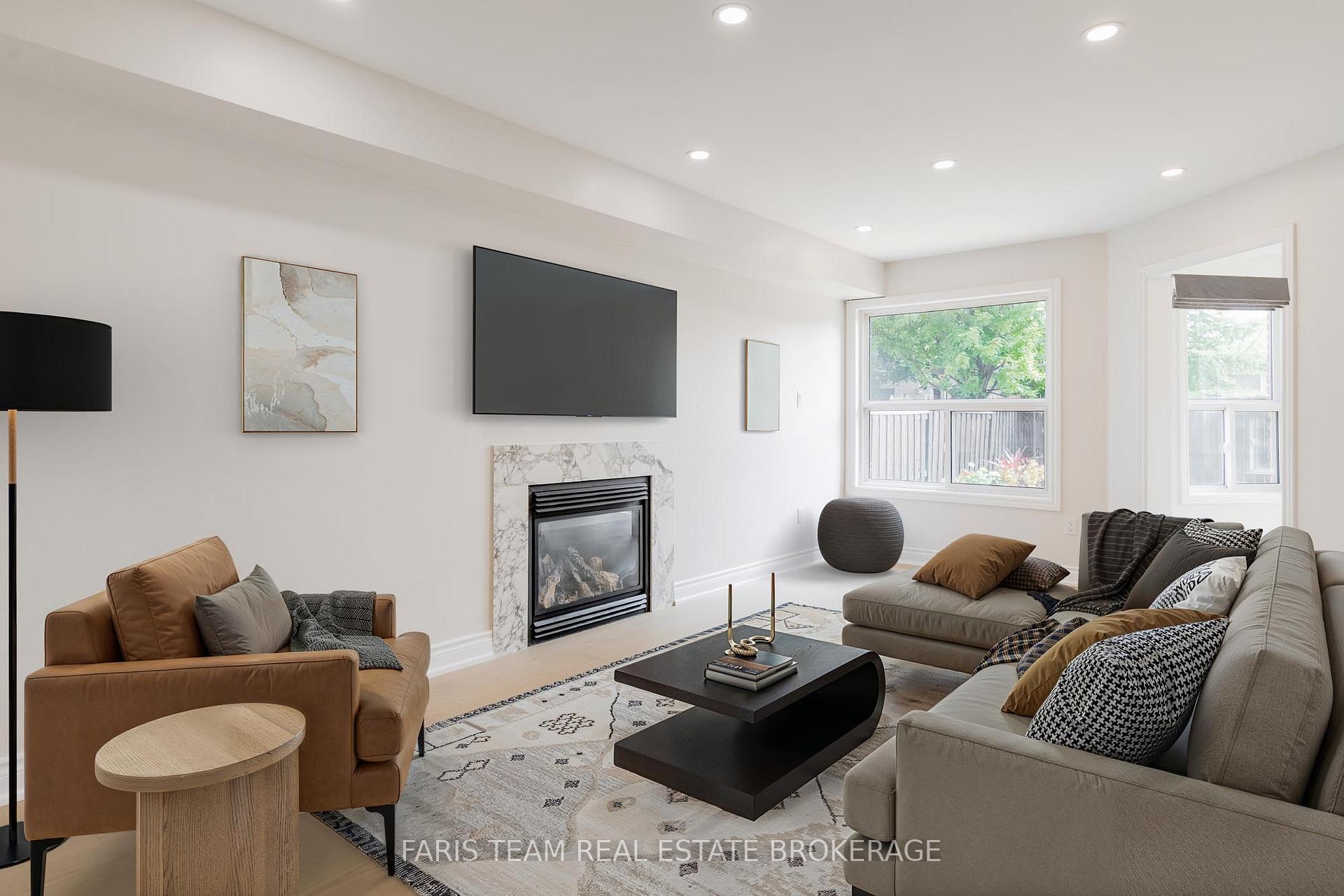 Photo 16 of 45 Knupp Road, Barrie, Edgehill Drive — HOMEH