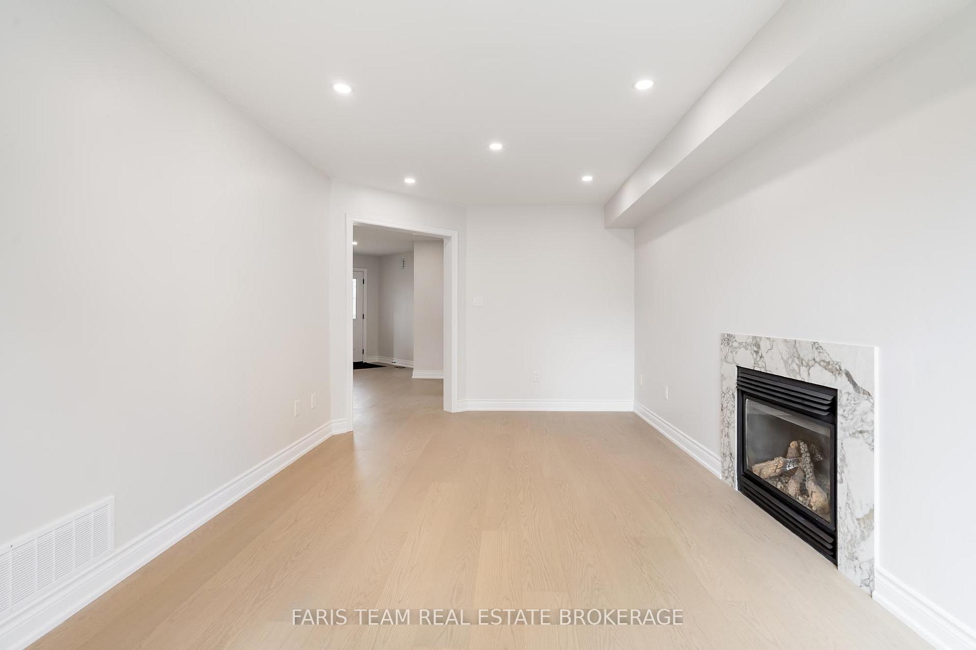 Photo 18 of 45 Knupp Road, Barrie, Edgehill Drive — HOMEH
