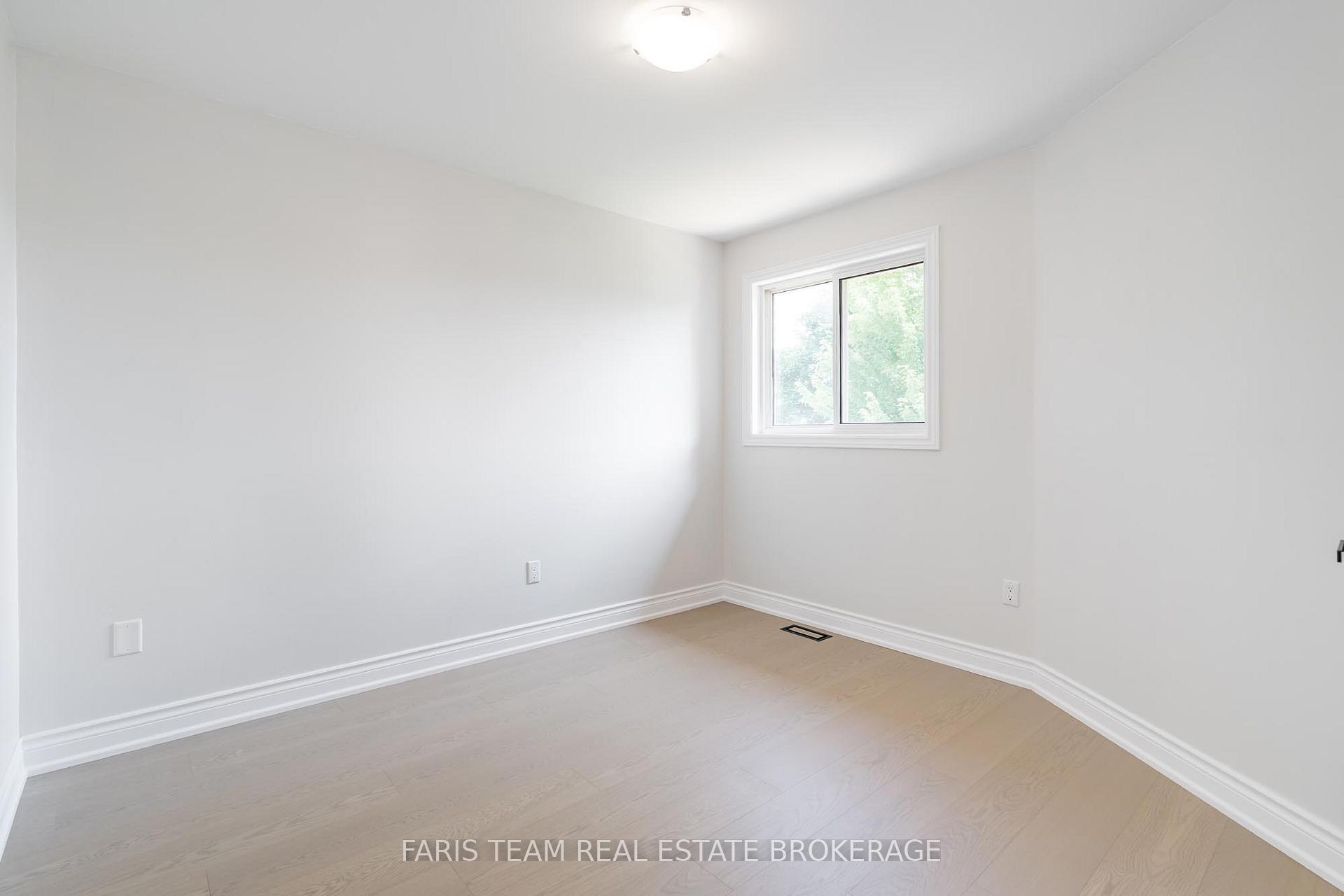 Photo 31 of 45 Knupp Road, Barrie, Edgehill Drive — HOMEH