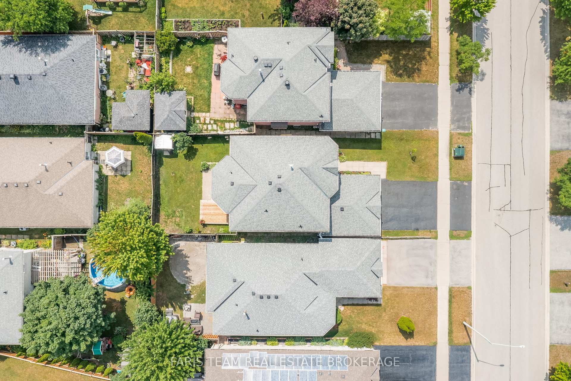 Photo 37 of 45 Knupp Road, Barrie, Edgehill Drive — HOMEH