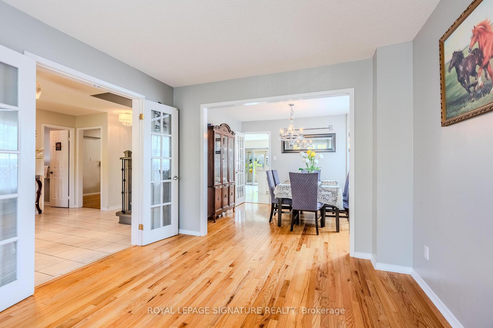 Photo 7 of 341 Livingstone Street, Barrie, Northwest — HOMEH