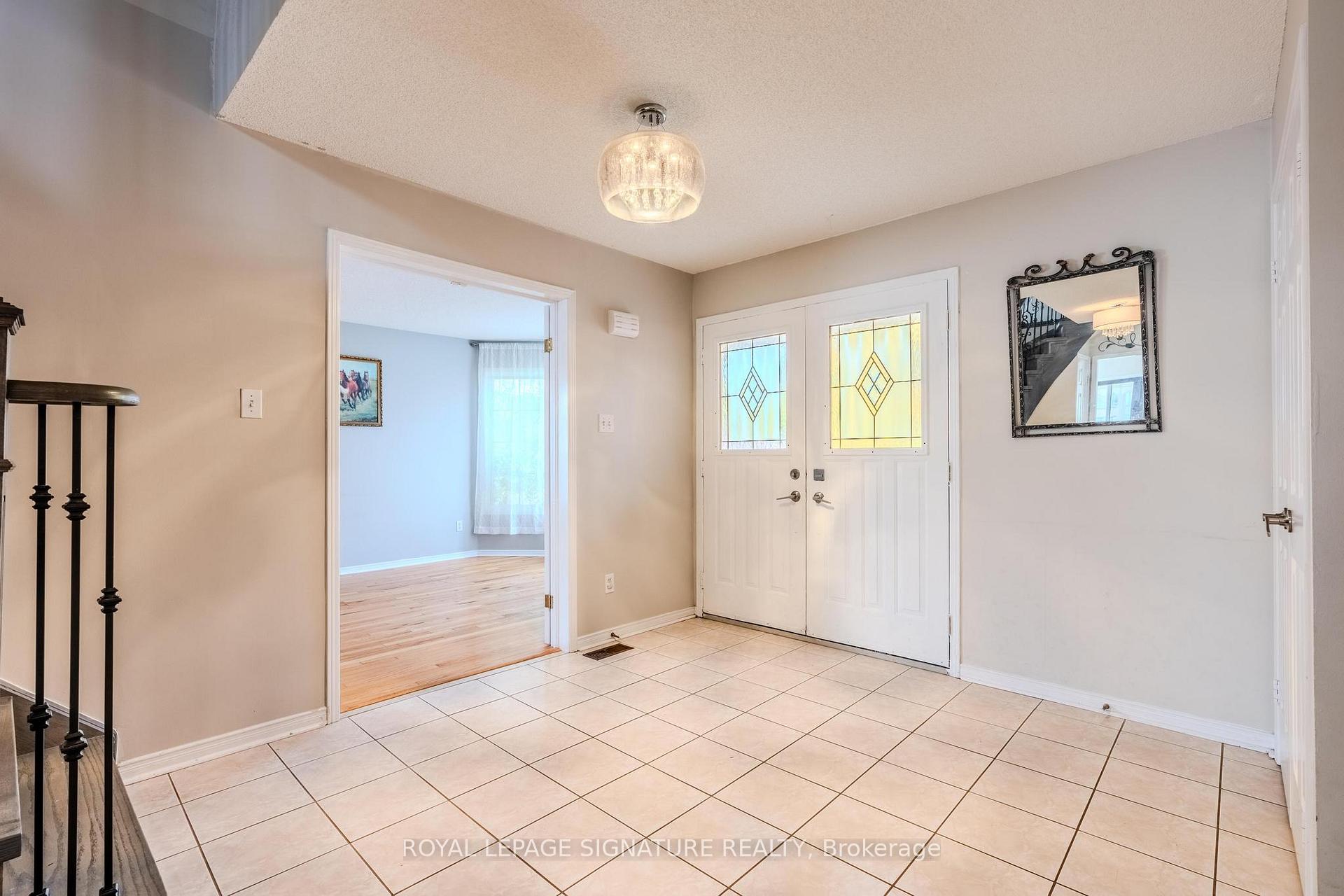 Photo 12 of 341 Livingstone Street, Barrie, Northwest — HOMEH
