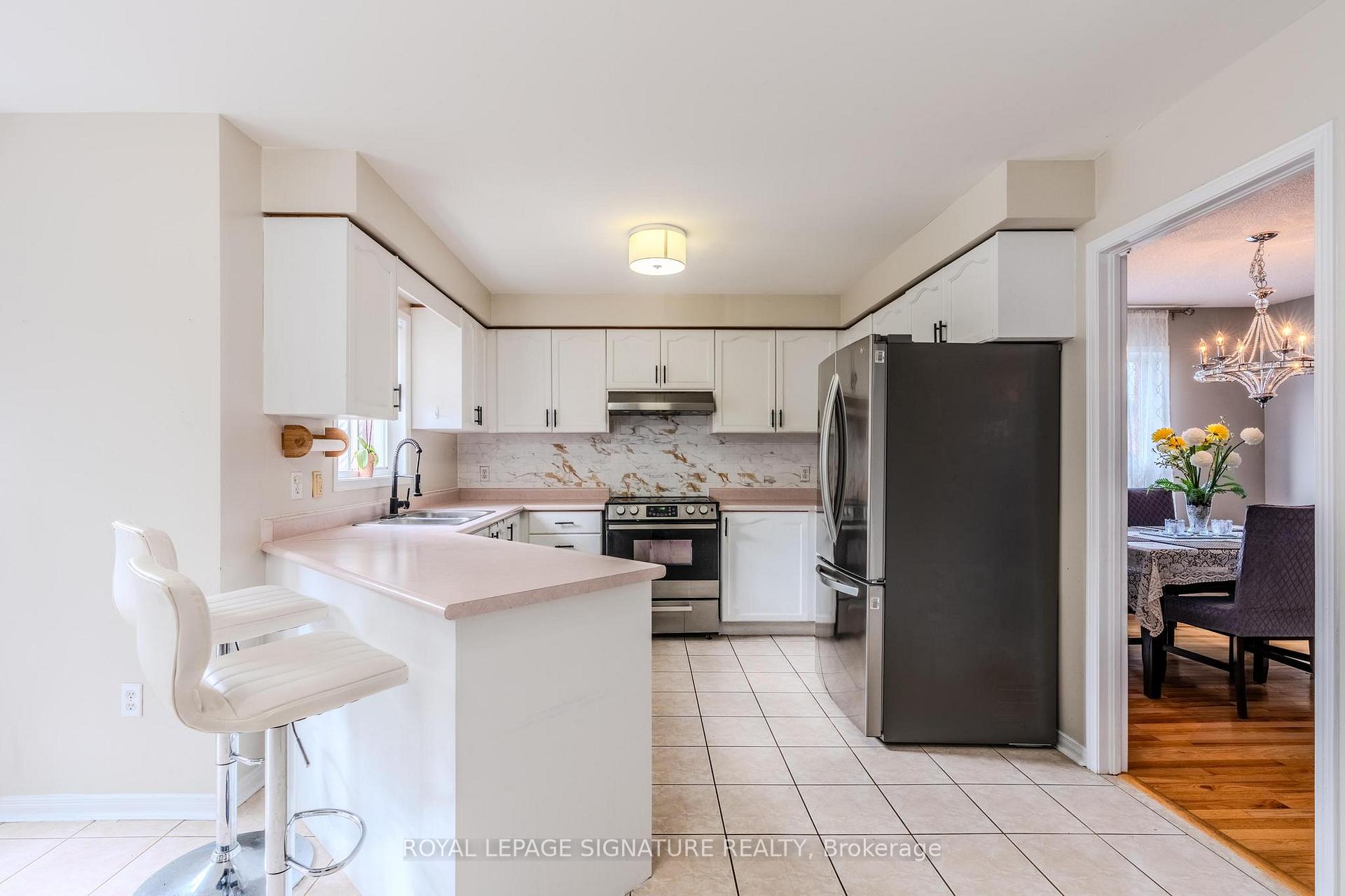 Photo 22 of 341 Livingstone Street, Barrie, Northwest — HOMEH