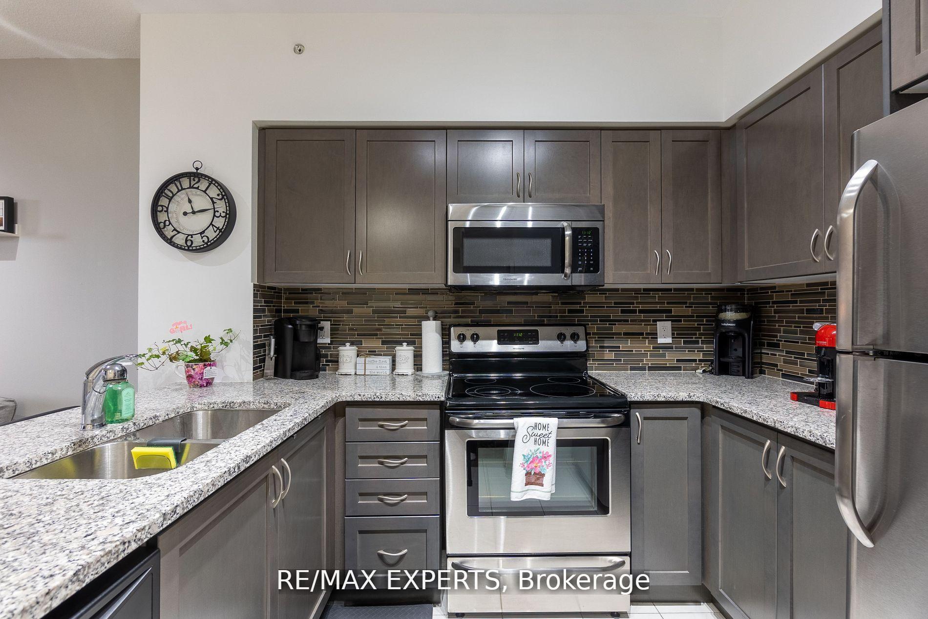 Photo 8 of Unit 715, 9255 Jane Street, Vaughan, Maple — HOMEH