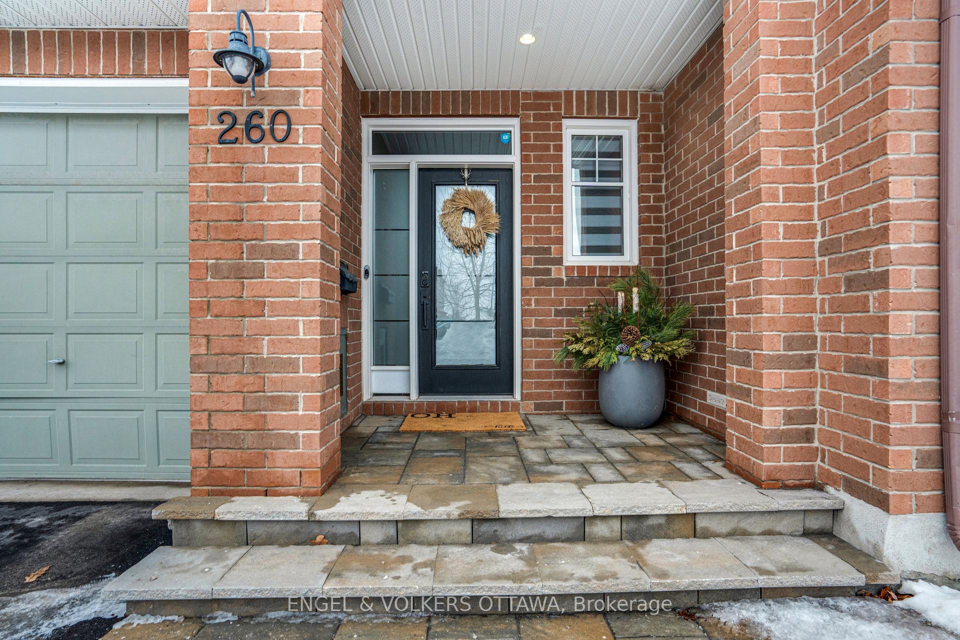 Photo 4 of 260 Meadowlilly Road, Ottawa, Blossom Park/Kemp Park/Findlay Creek — HOMEH