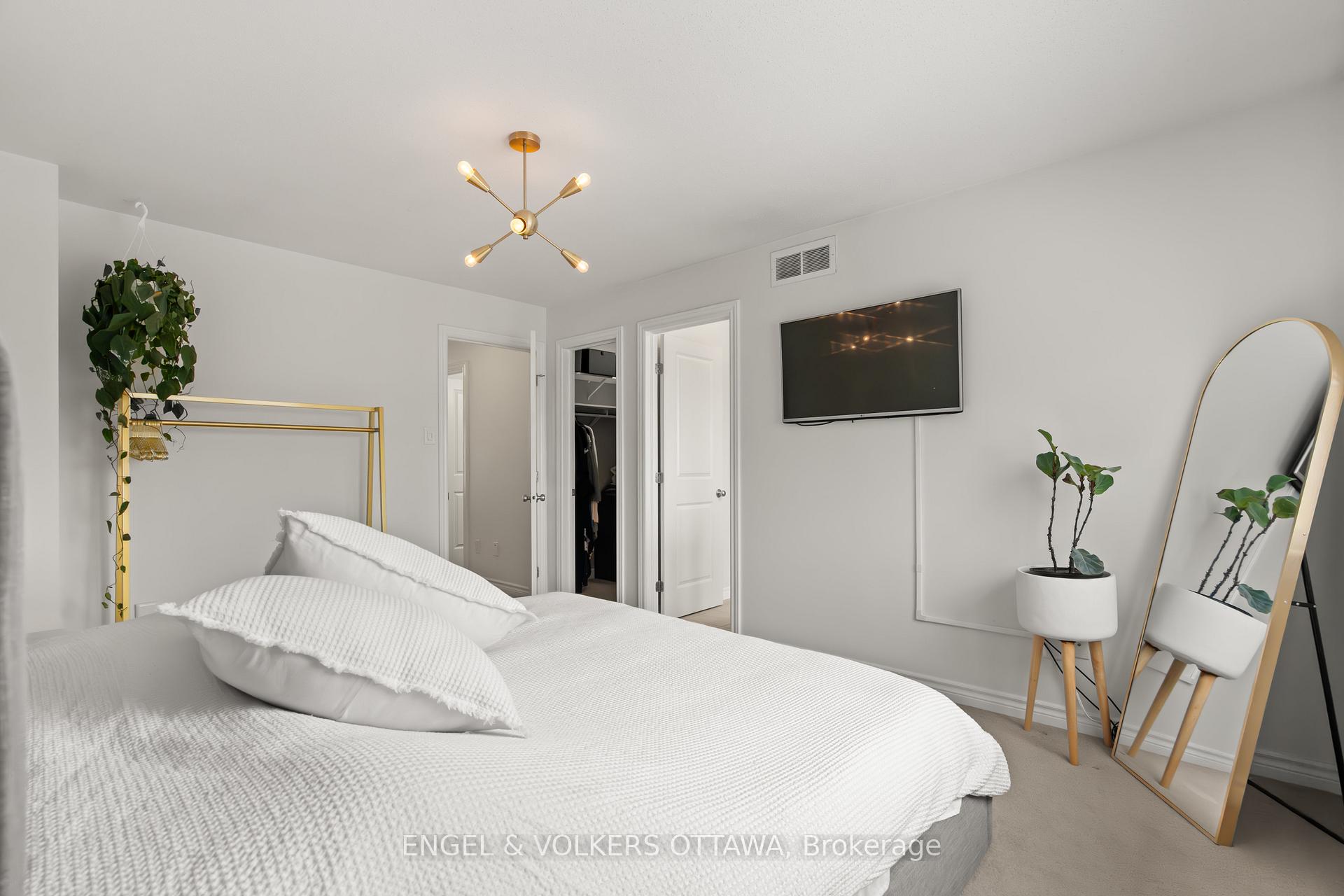 Photo 33 of 260 Meadowlilly Road, Ottawa, Blossom Park/Kemp Park/Findlay Creek — HOMEH