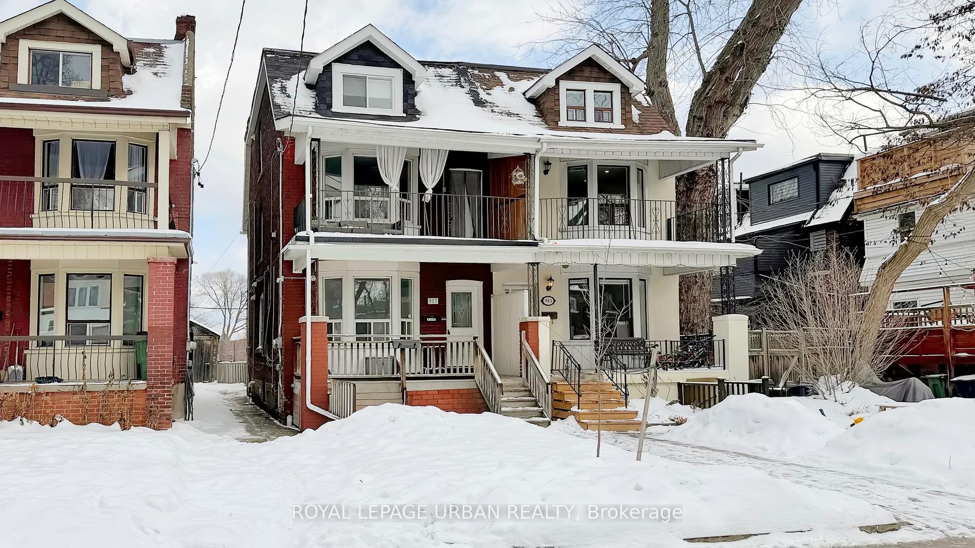 Front of Unit Main, 917 Carlaw Avenue