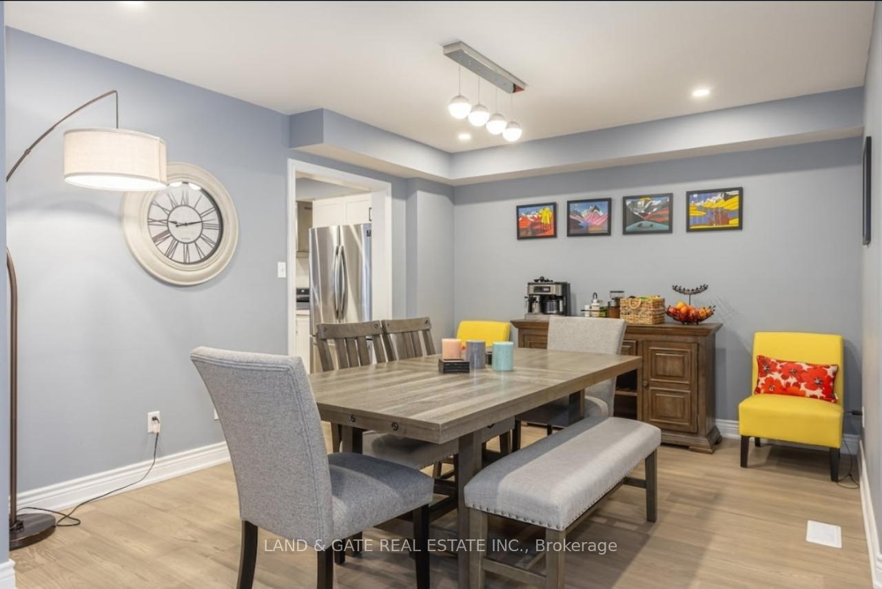 Photo 4 of 1840 Dalhousie Crescent, Oshawa, Samac — HOMEH
