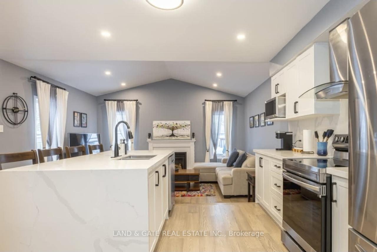 Photo 10 of 1840 Dalhousie Crescent, Oshawa, Samac — HOMEH