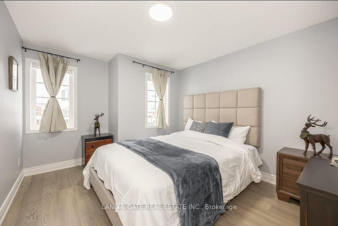 Photo 13 of 1840 Dalhousie Crescent, Oshawa, Samac — HOMEH