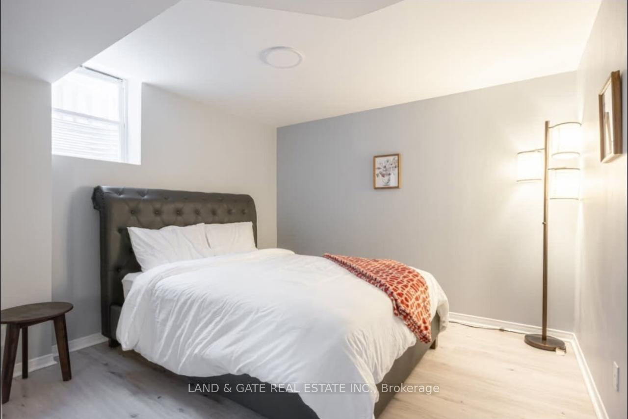 Photo 15 of 1840 Dalhousie Crescent, Oshawa, Samac — HOMEH