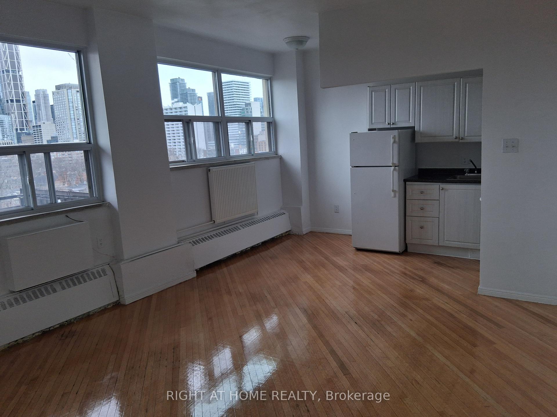 Photo 2 of Unit 1001, 191 St George Street, Toronto, The Annex — HOMEH