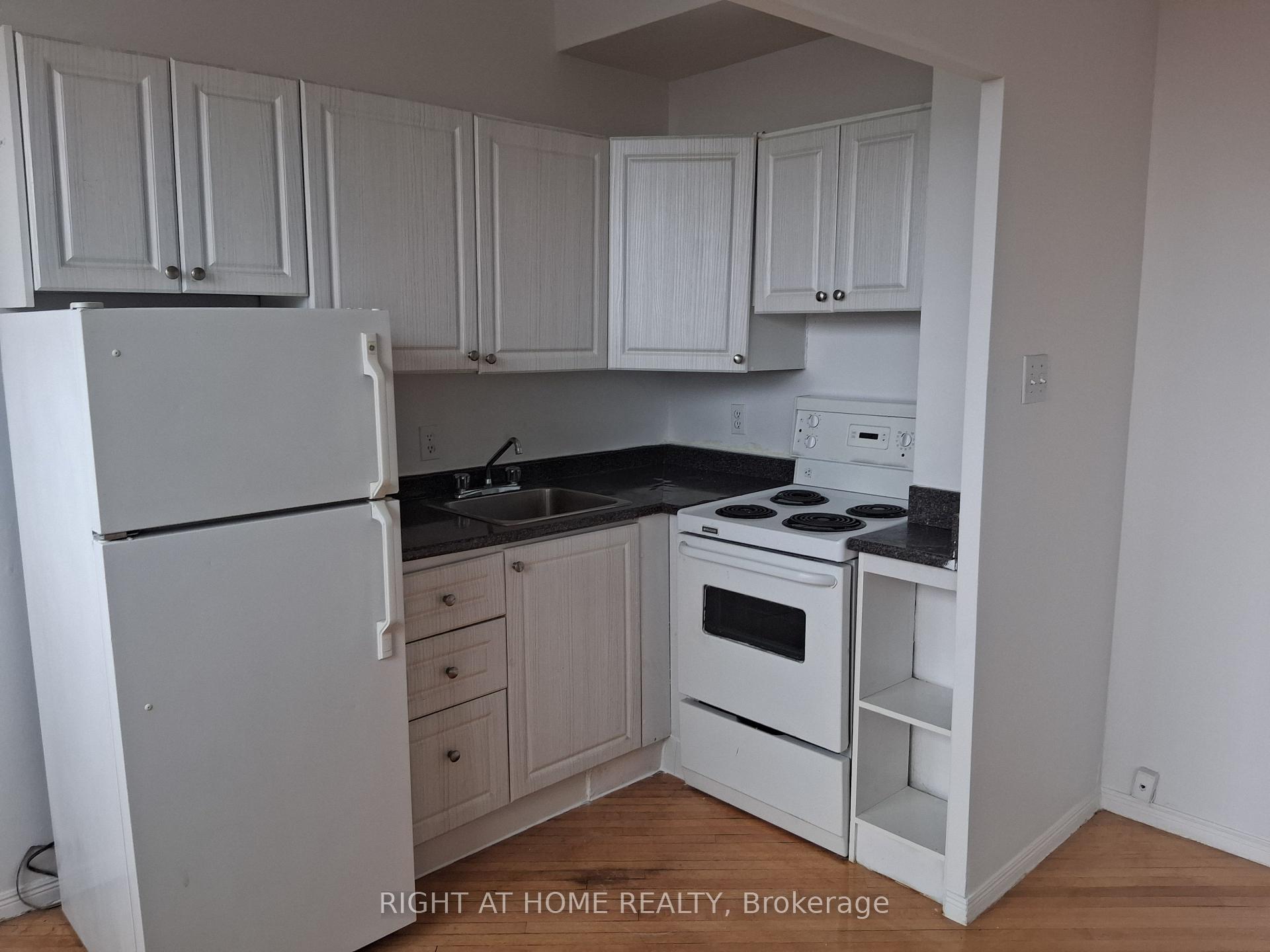 Photo 14 of Unit 1001, 191 St George Street, Toronto, The Annex — HOMEH