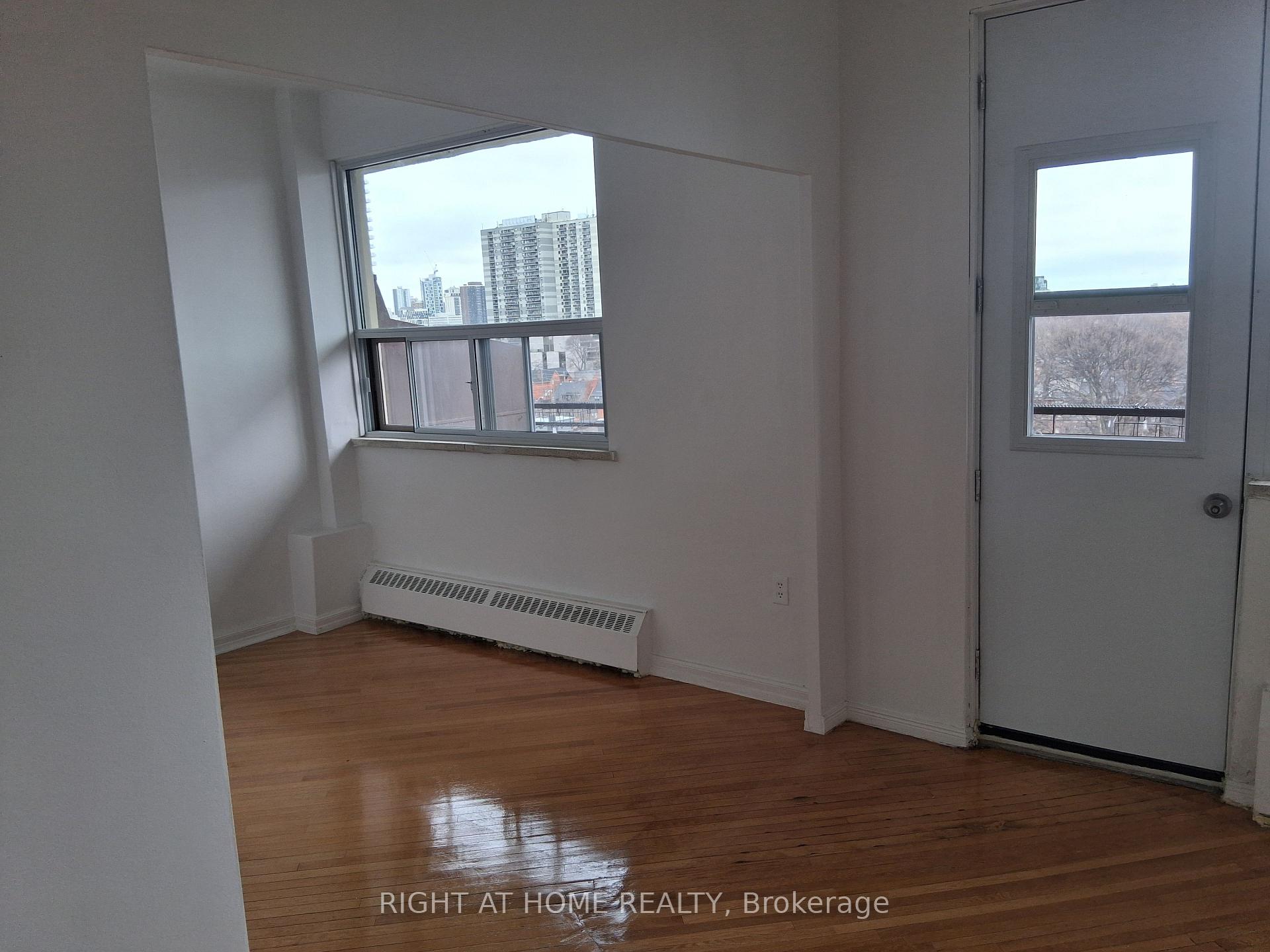 Photo 7 of Unit 1001, 191 St George Street, Toronto, The Annex — HOMEH