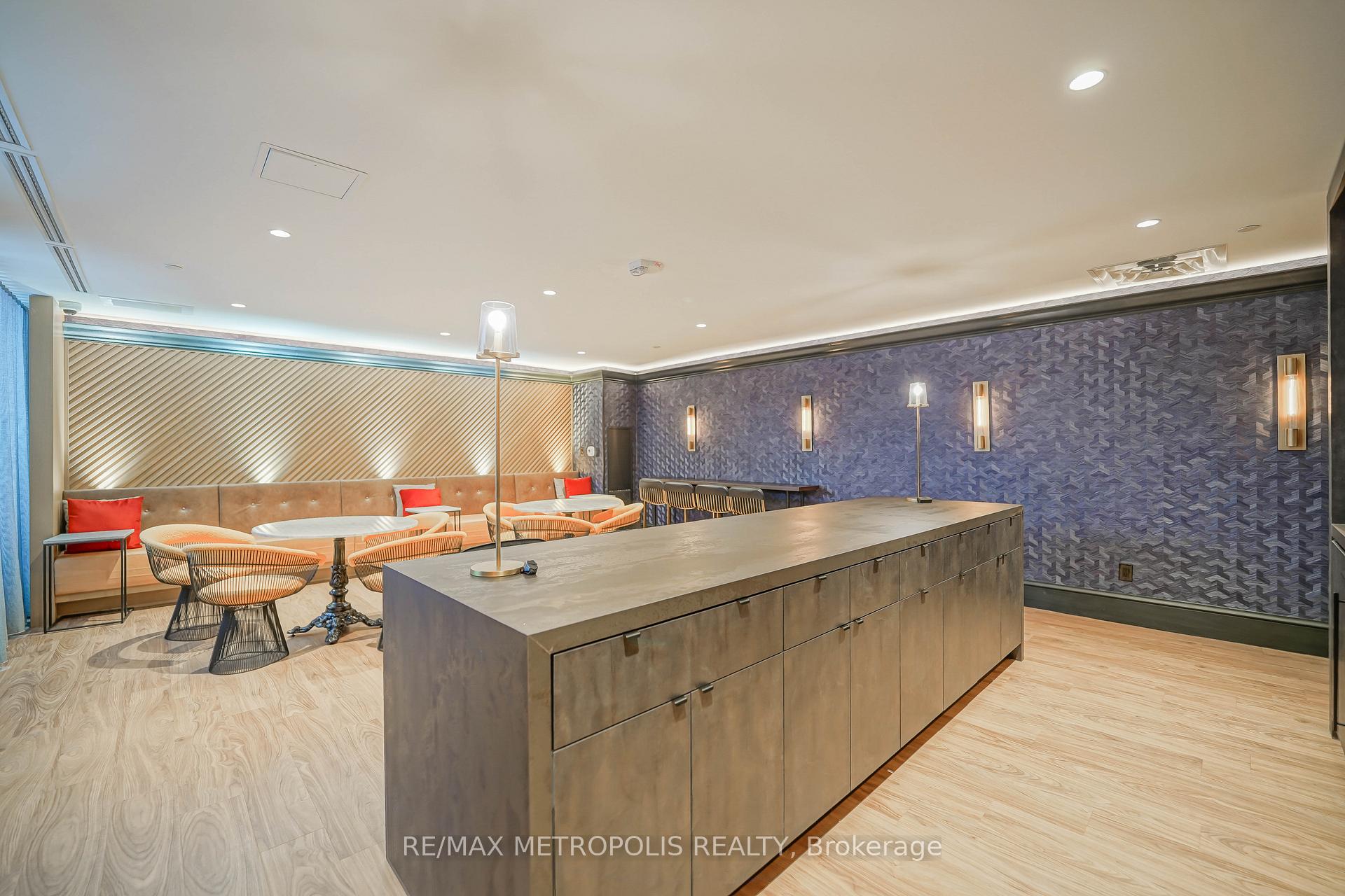 Photo 14 of Unit 406, 1285 Queen Street E, Toronto, Greenwood-Coxwell — HOMEH