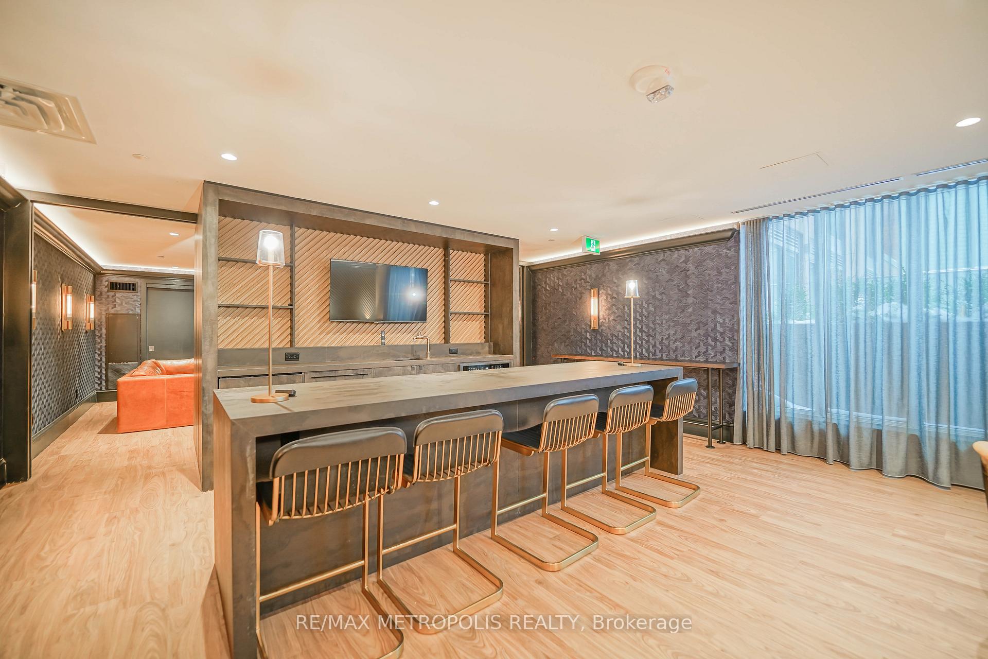 Photo 7 of Unit 406, 1285 Queen Street E, Toronto, Greenwood-Coxwell — HOMEH