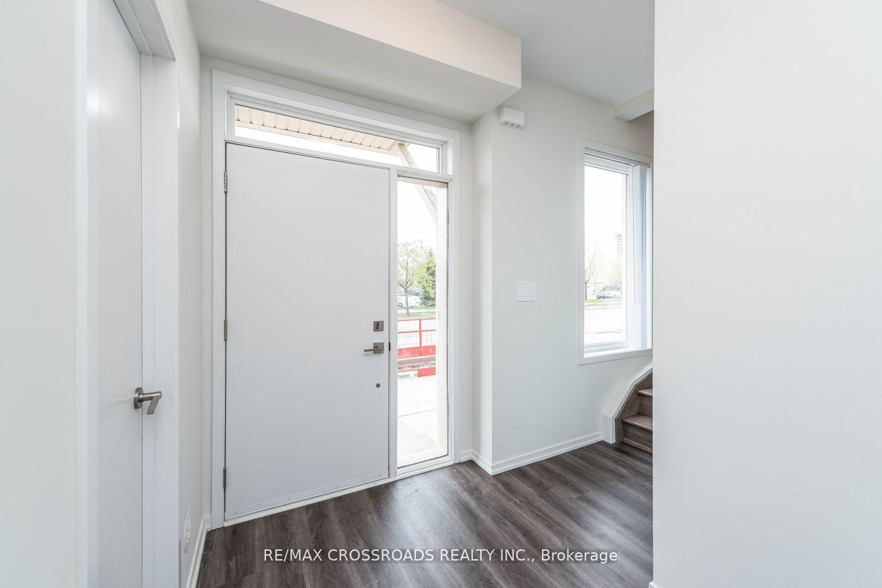 Photo 2 of Unit TH02, 75 Mable Smith Way, Vaughan, Vaughan Corporate Centre — HOMEH
