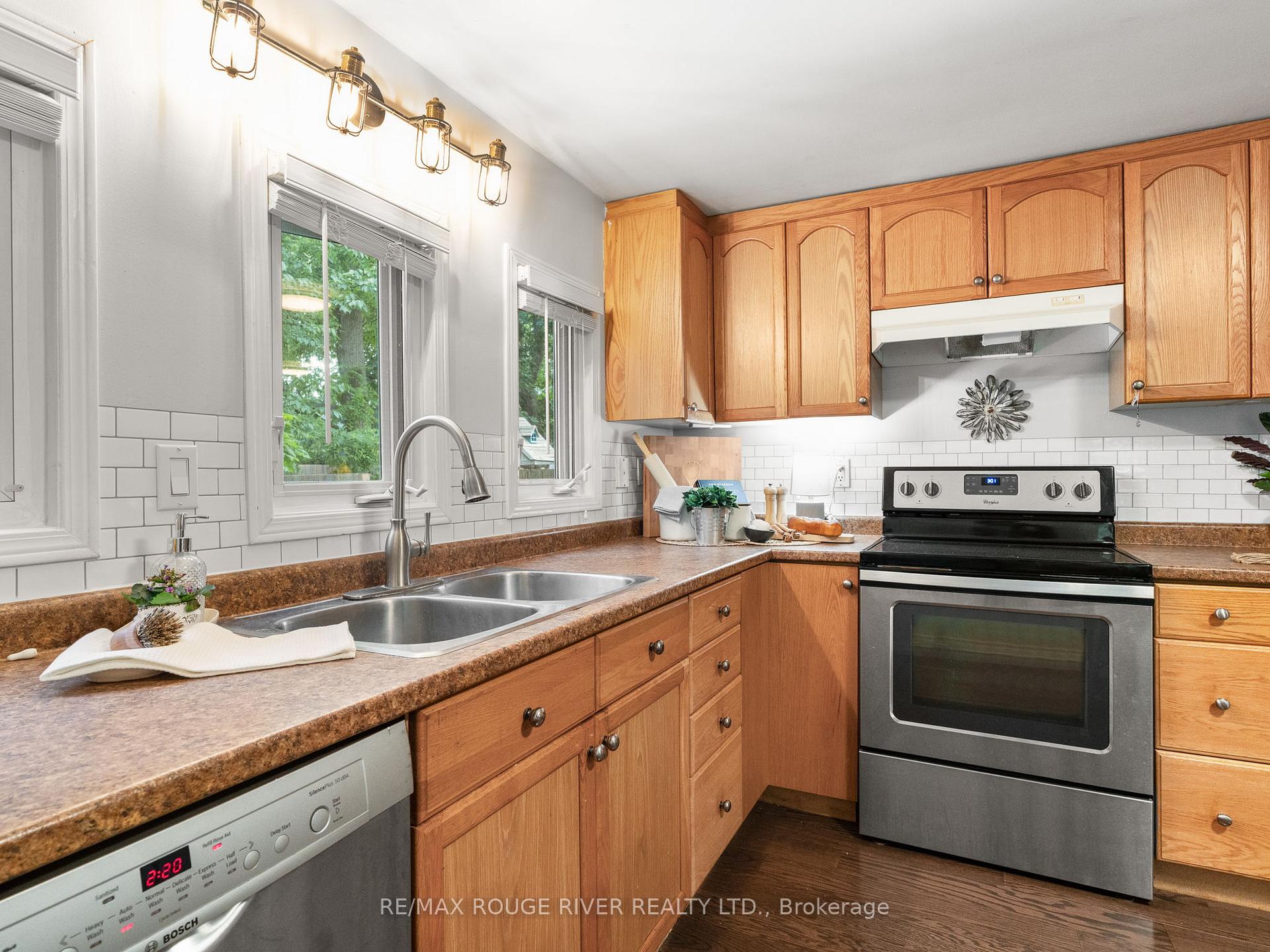 Photo 9 of 7134 Poplar Drive, Hamilton Township, Bewdley — HOMEH