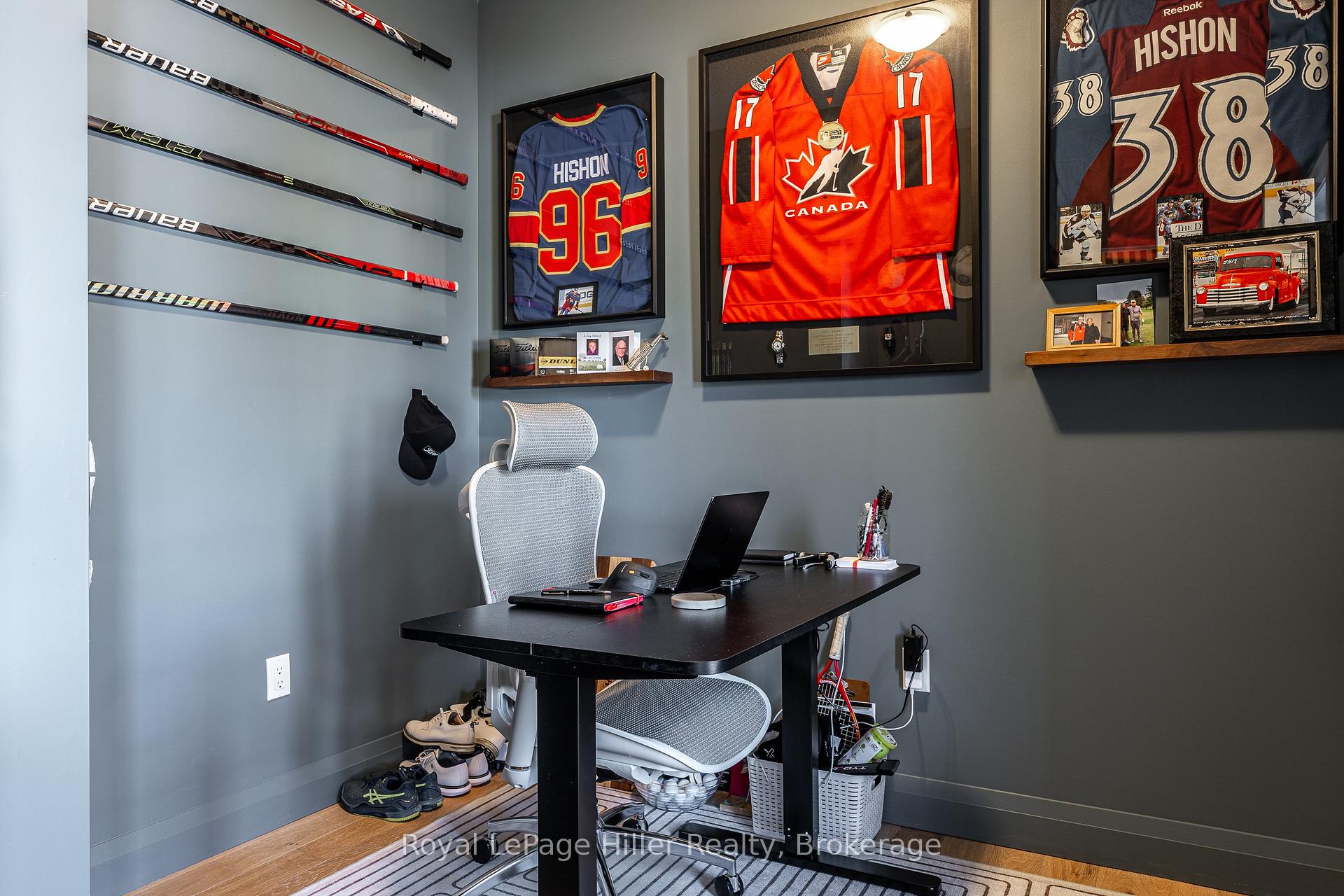 Photo 3 of 255 Cobourg Street, Stratford — HOMEH