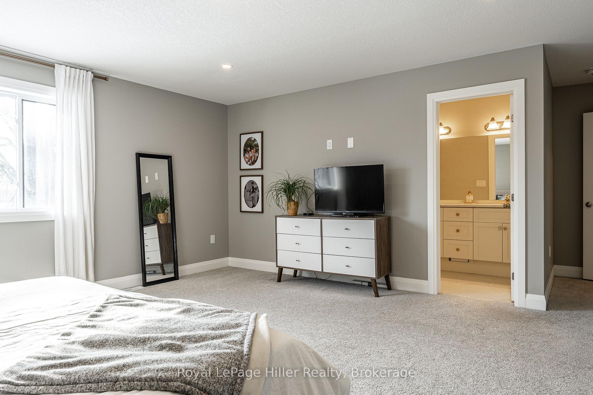 Photo 18 of 255 Cobourg Street, Stratford — HOMEH
