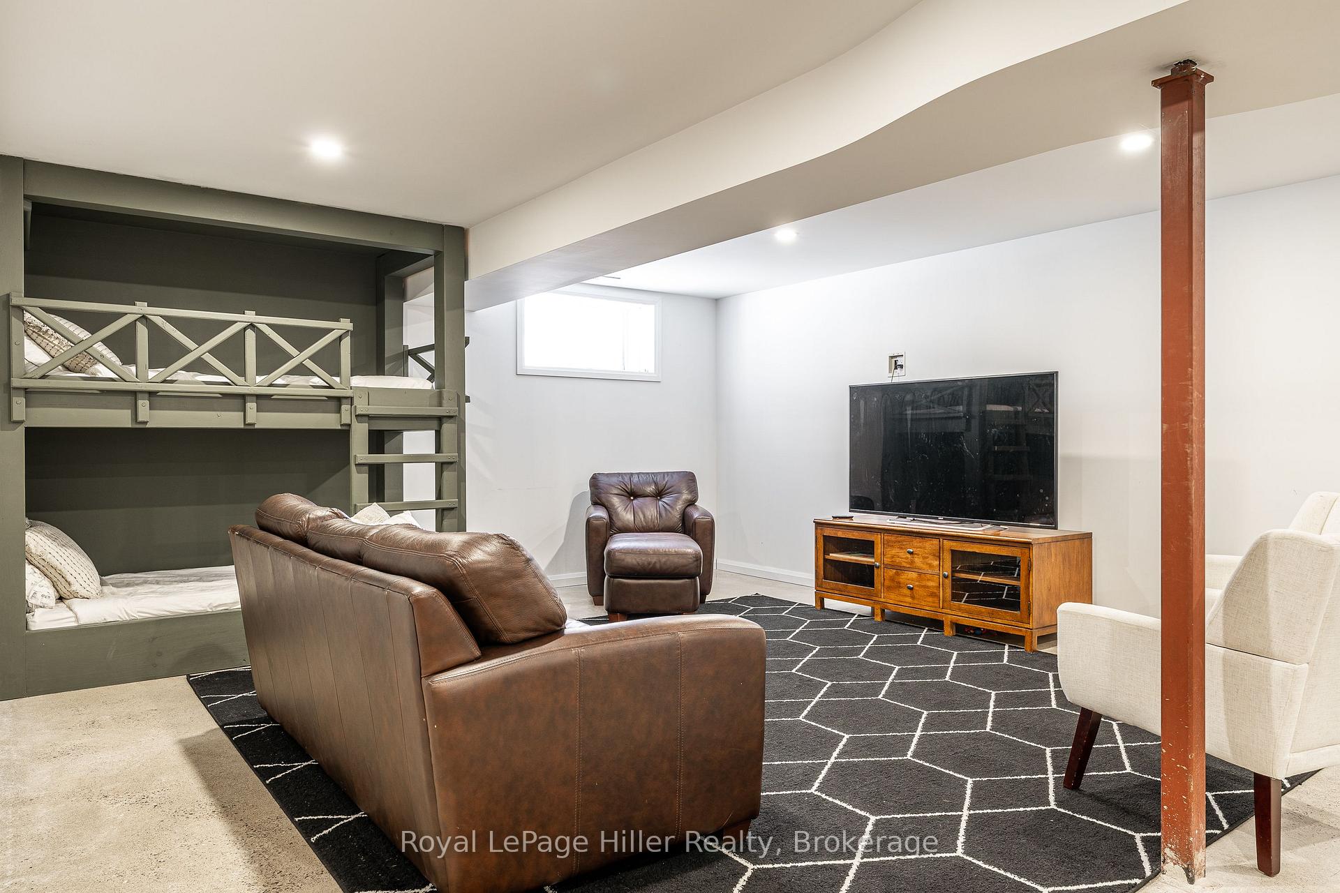 Photo 26 of 255 Cobourg Street, Stratford — HOMEH