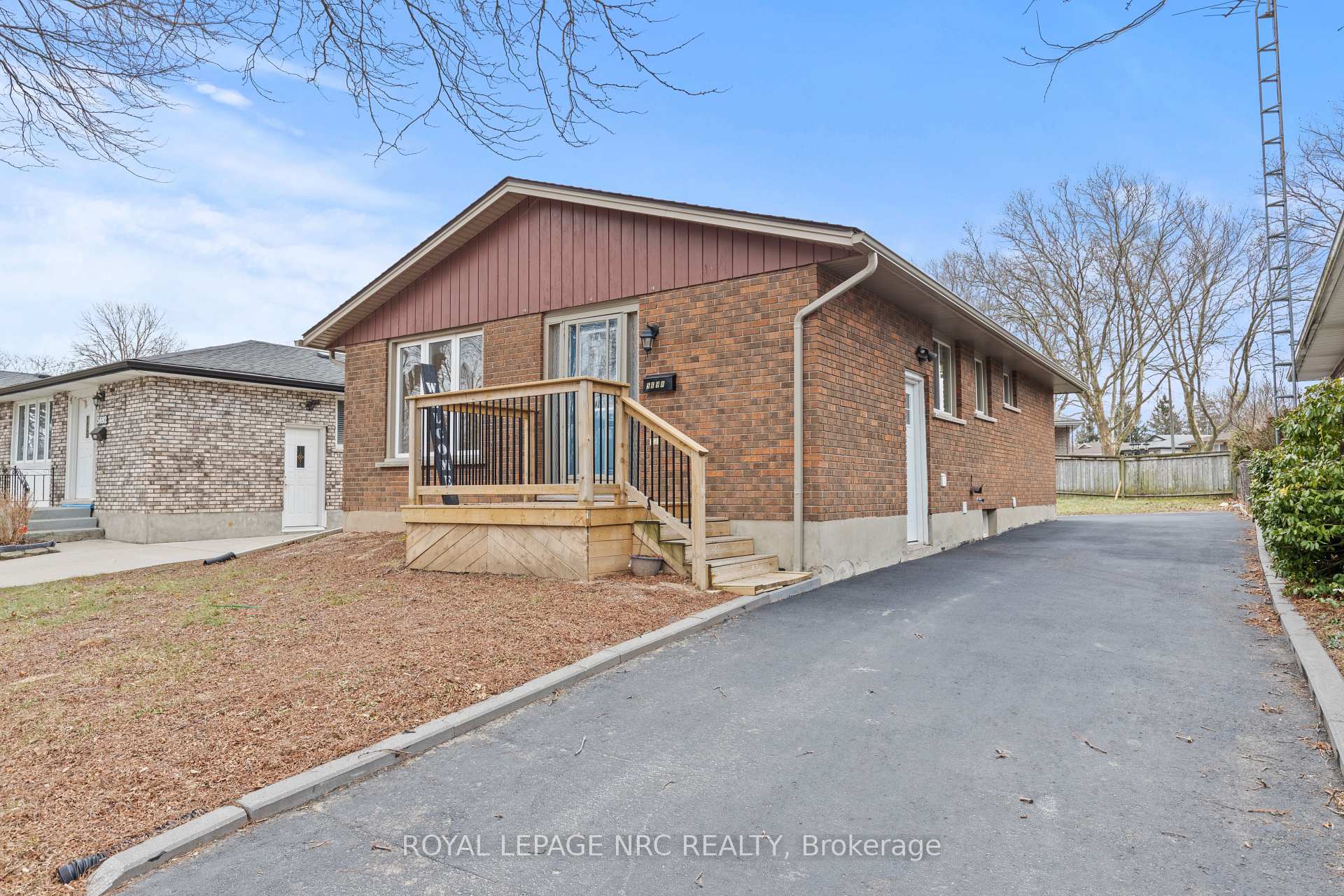 Photo 1 of 5698 Heritage Drive, Niagara Falls, Church's Lane — HOMEH