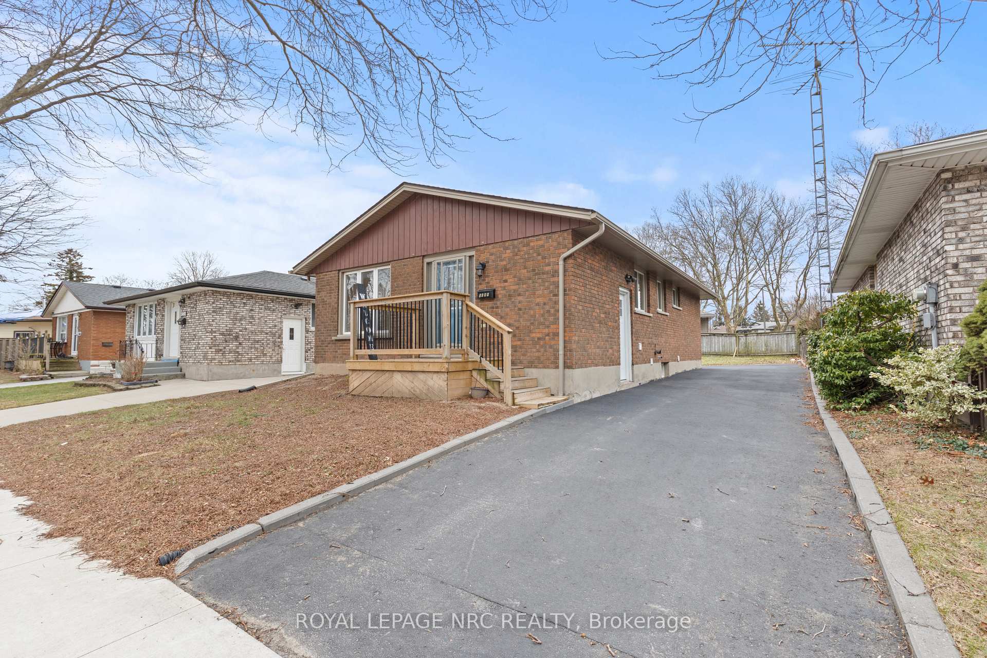 Photo 18 of 5698 Heritage Drive, Niagara Falls, Church's Lane — HOMEH