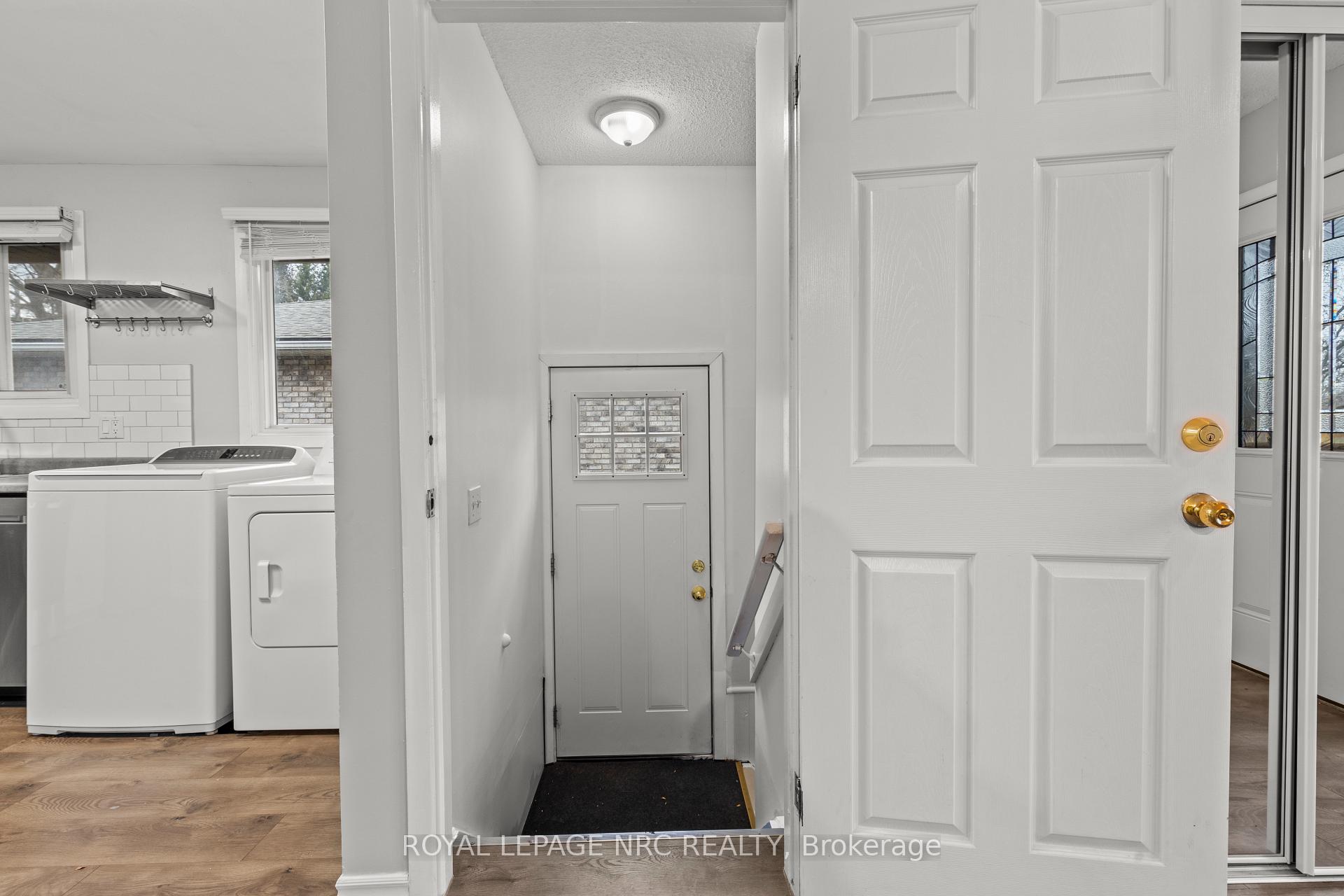 Photo 40 of 5698 Heritage Drive, Niagara Falls, Church's Lane — HOMEH