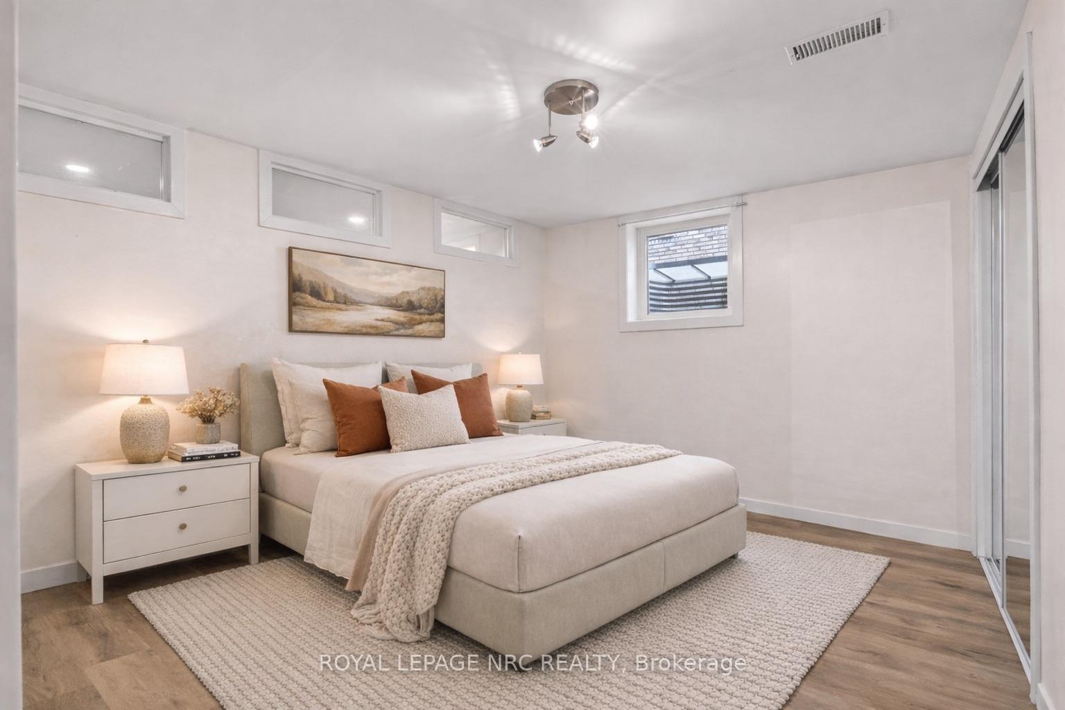 Photo 15 of 5698 Heritage Drive, Niagara Falls, Church's Lane — HOMEH