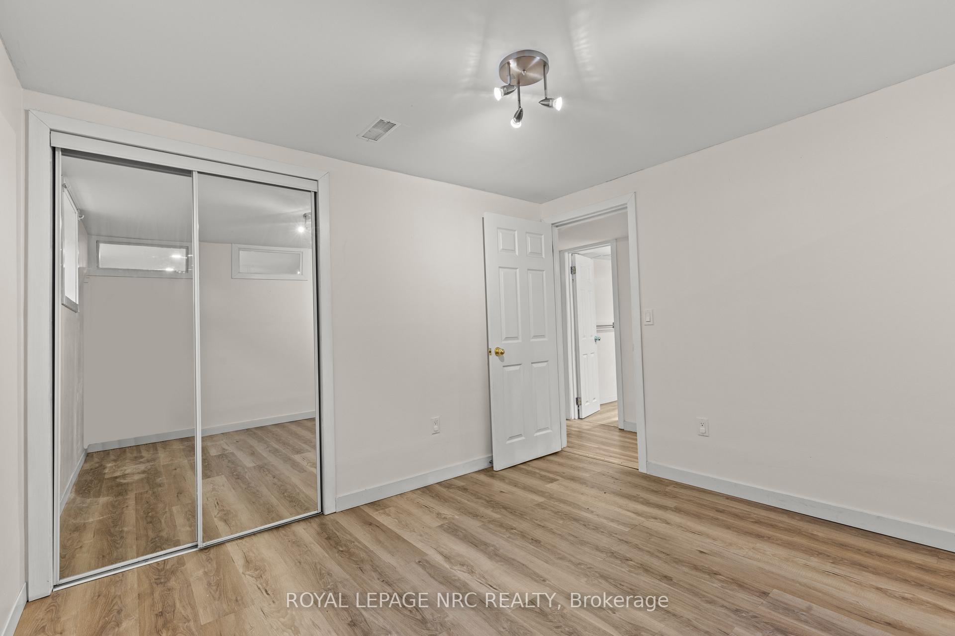 Photo 14 of 5698 Heritage Drive, Niagara Falls, Church's Lane — HOMEH