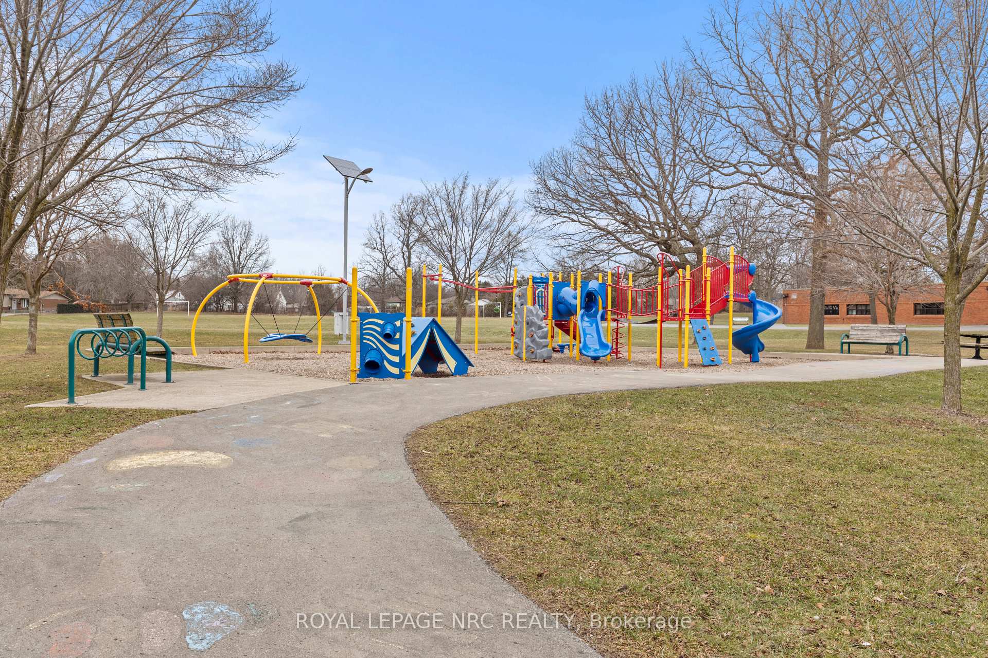Photo 39 of 5698 Heritage Drive, Niagara Falls, Church's Lane — HOMEH