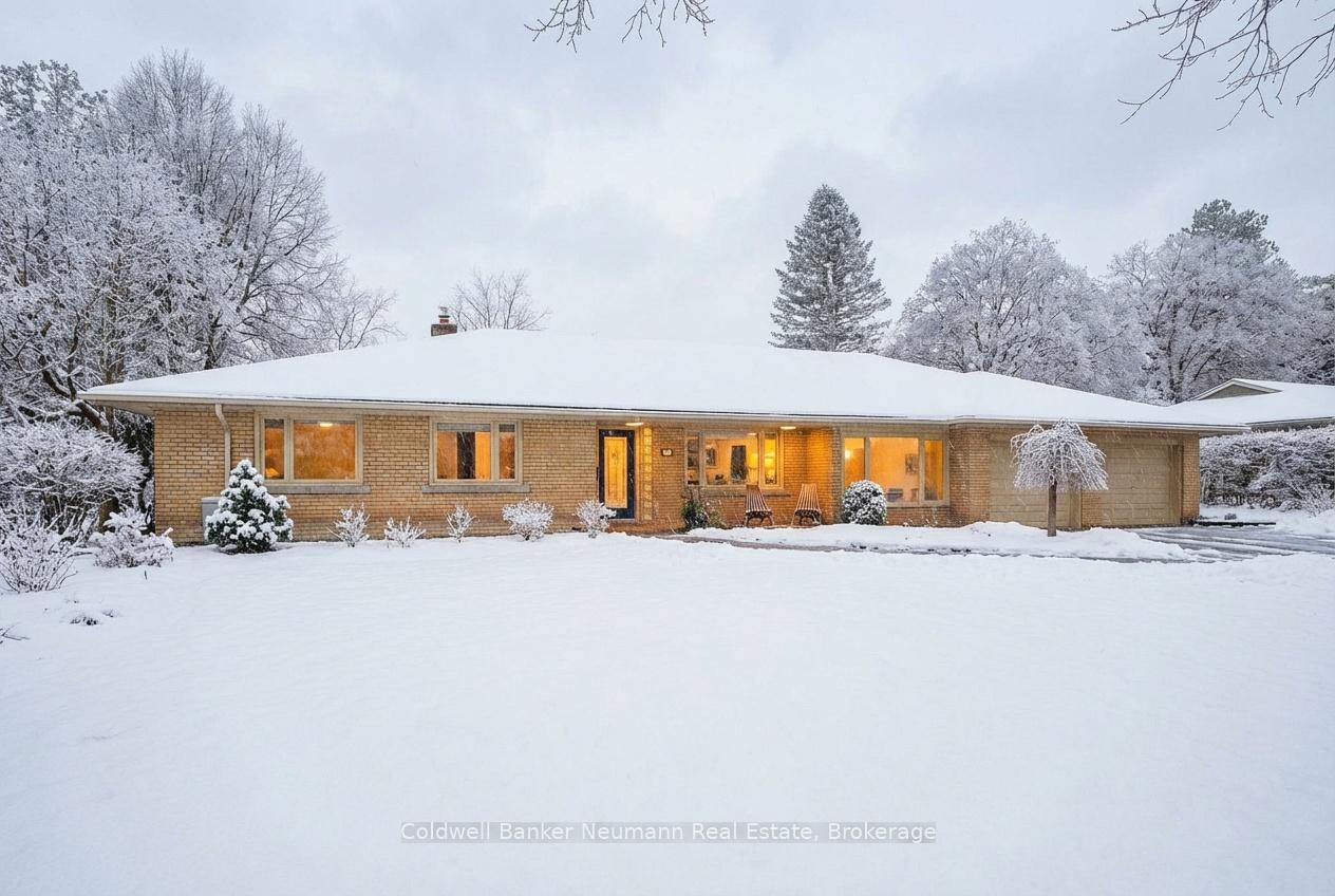 Photo 1 of 36 Harcourt Drive, Guelph, Dovercliffe Park/Old University — HOMEH