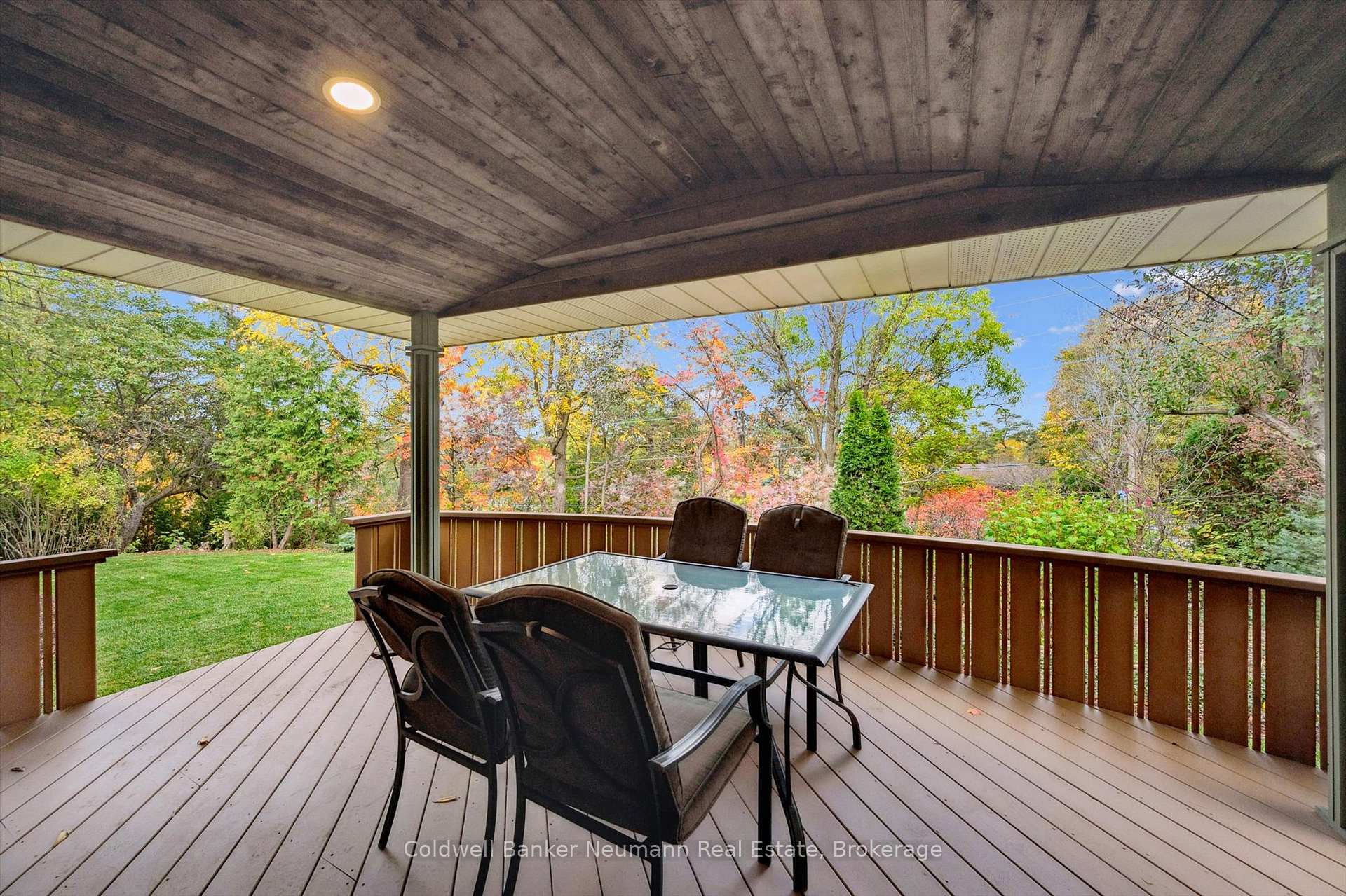Photo 7 of 36 Harcourt Drive, Guelph, Dovercliffe Park/Old University — HOMEH