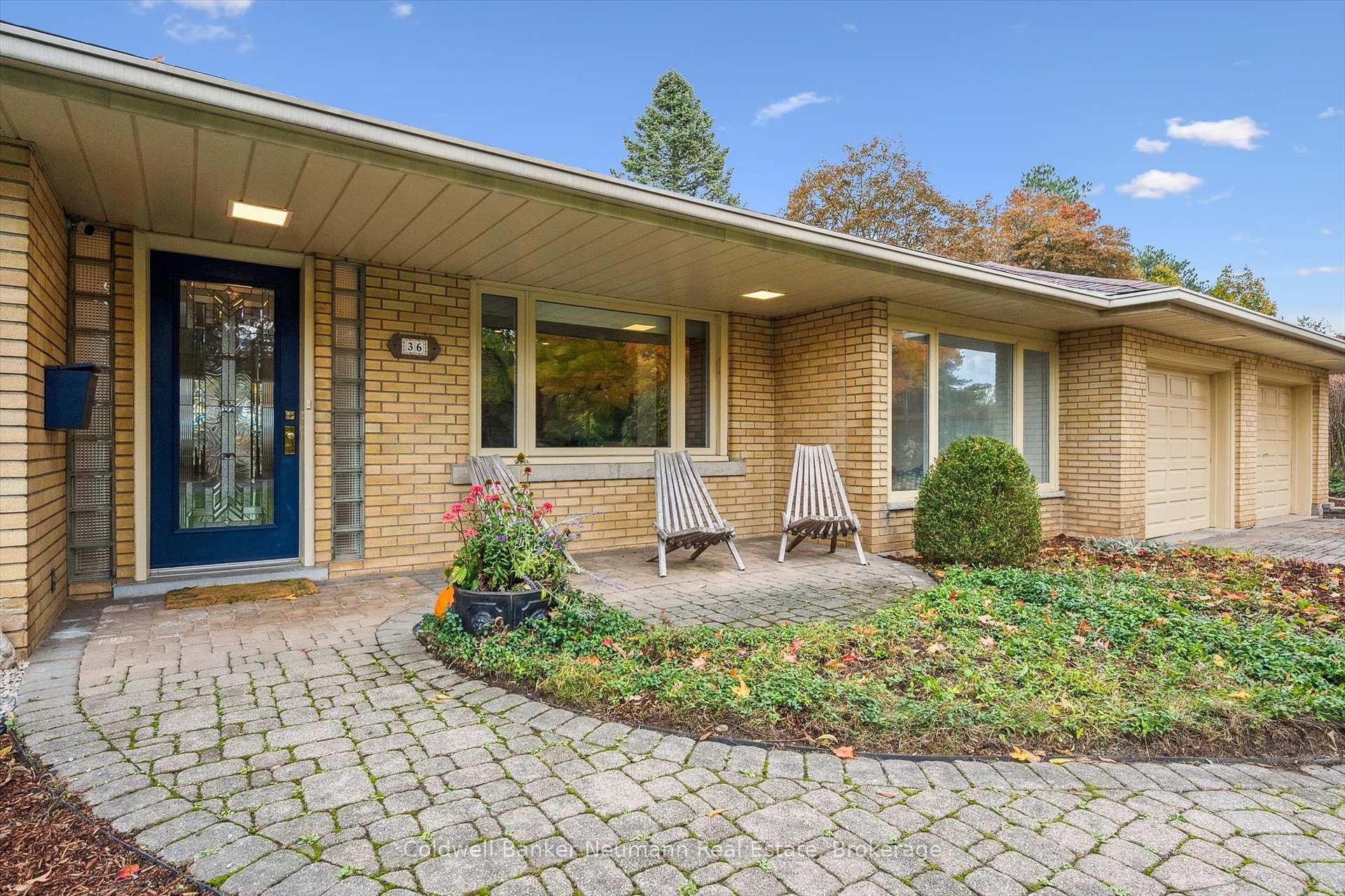 Photo 33 of 36 Harcourt Drive, Guelph, Dovercliffe Park/Old University — HOMEH