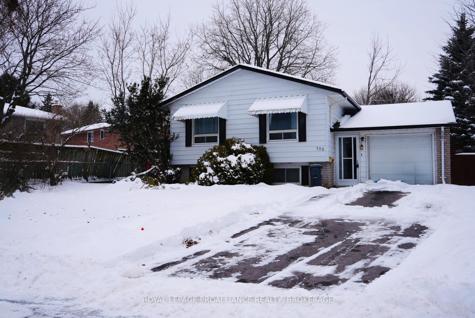 Photo 1 of 798 Arundel Place, Kingston, South of Taylor-Kidd Blvd — HOMEH